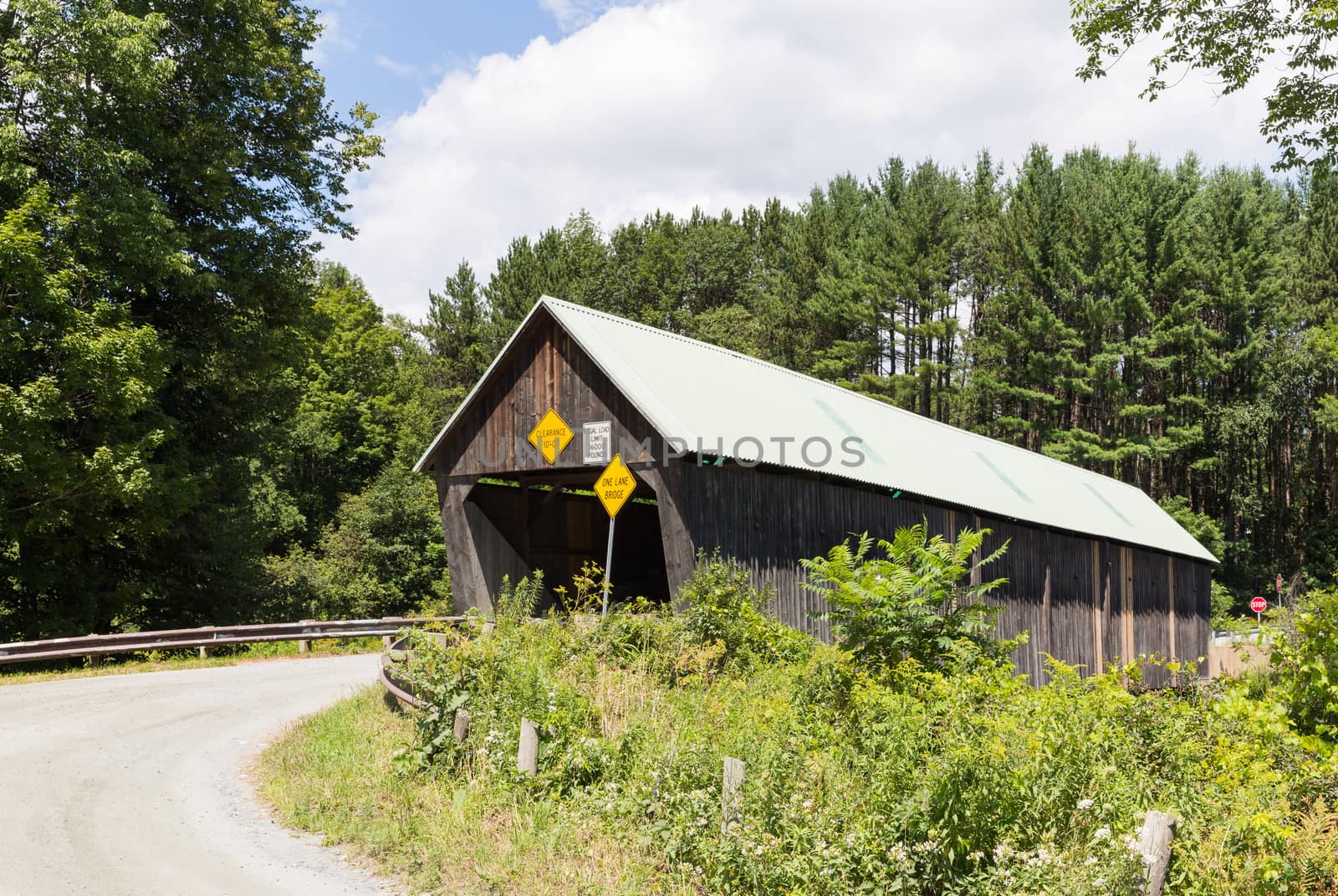 Rustic Vermont Covered Bridge by picturyay