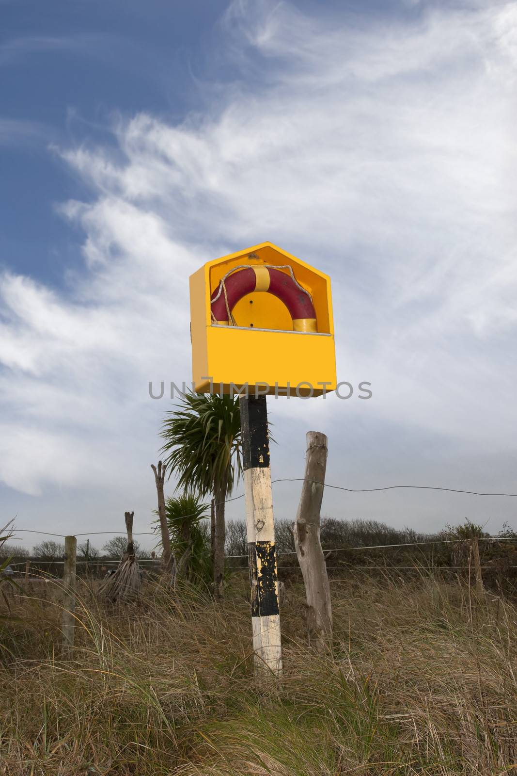 a life preserver ring in the county of Kerry by morrbyte