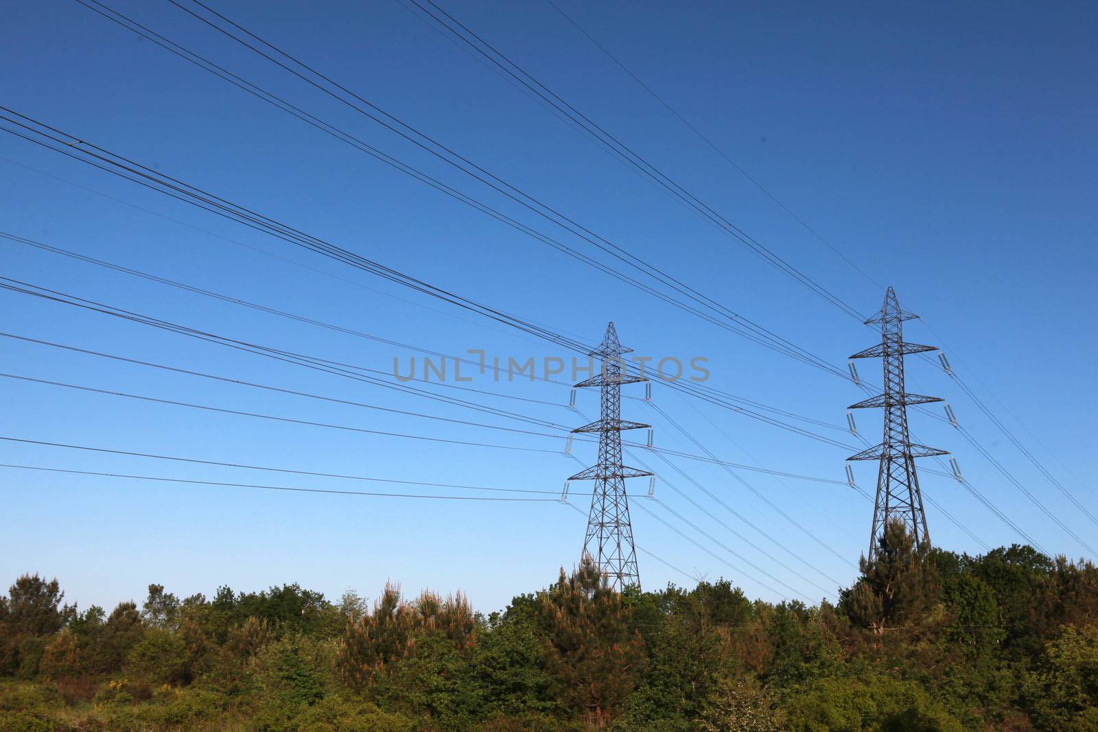 Electricity pylons by phovoir