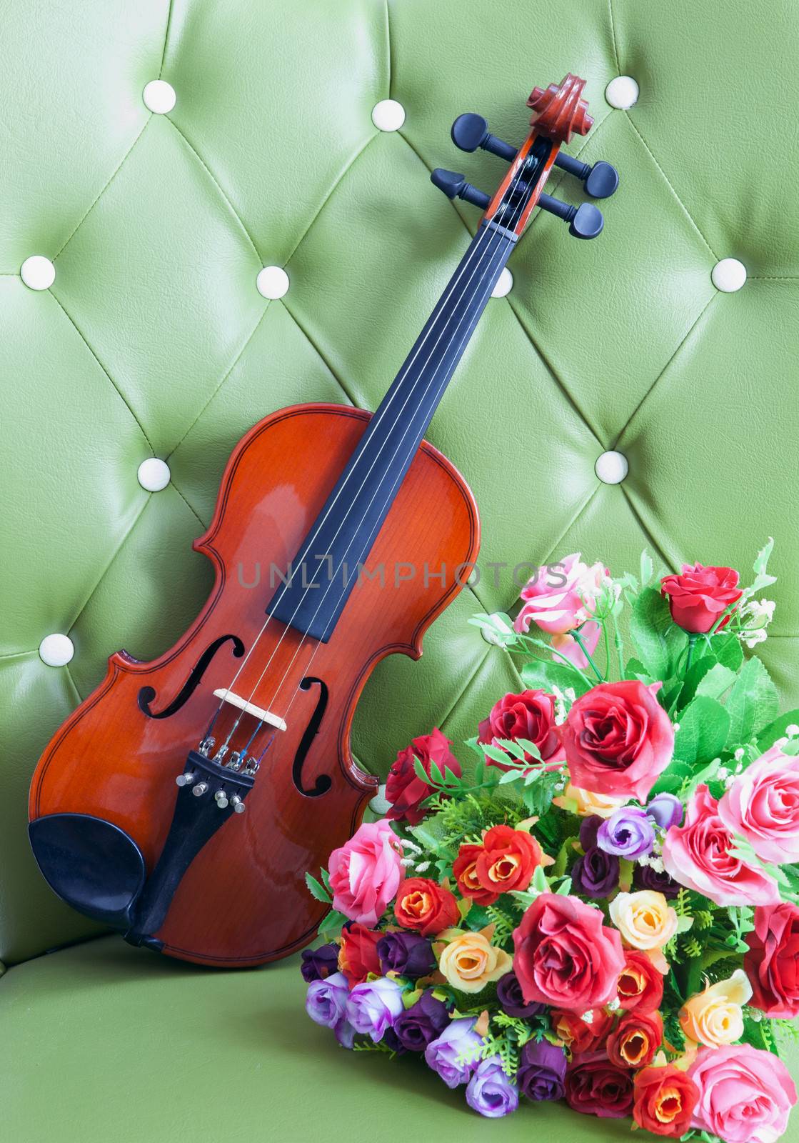 violin by khunaspix