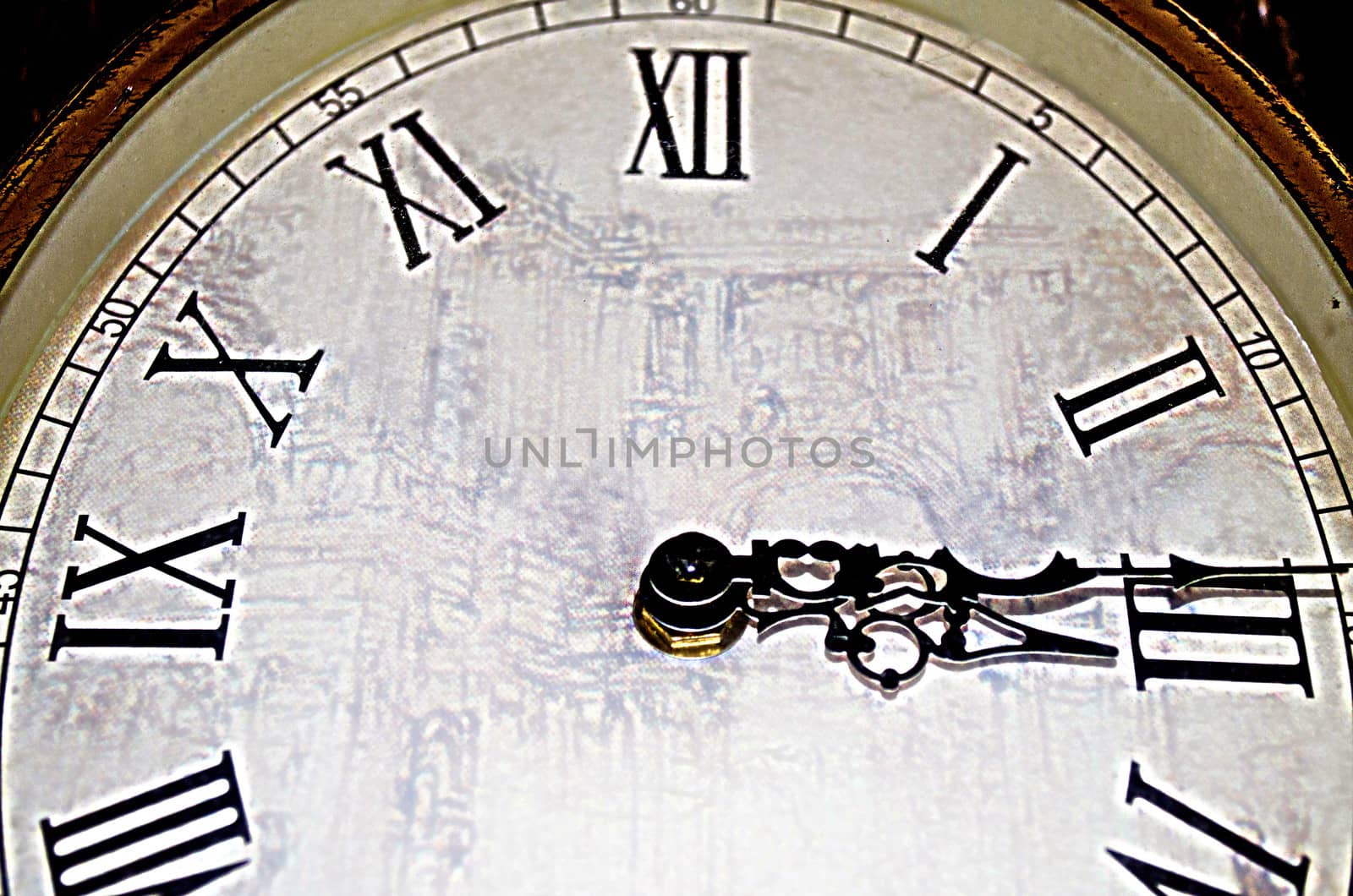Vintage Classic Clock by kobfujar