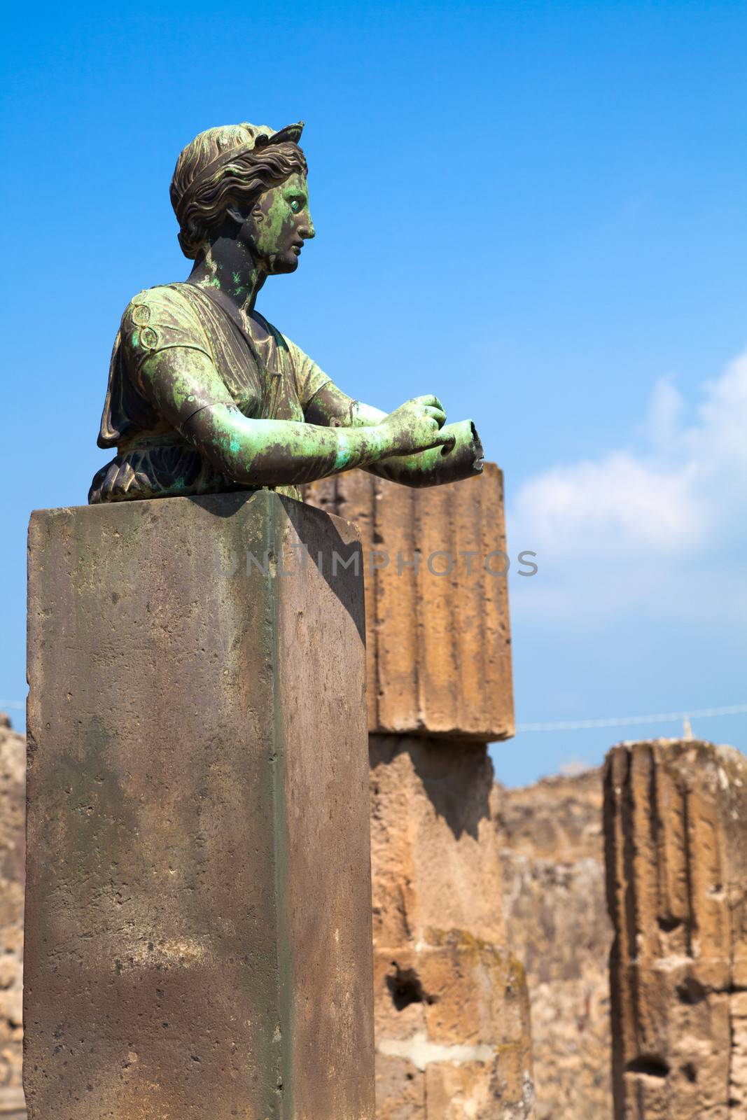 Statue of Diana with columns in Pompeii