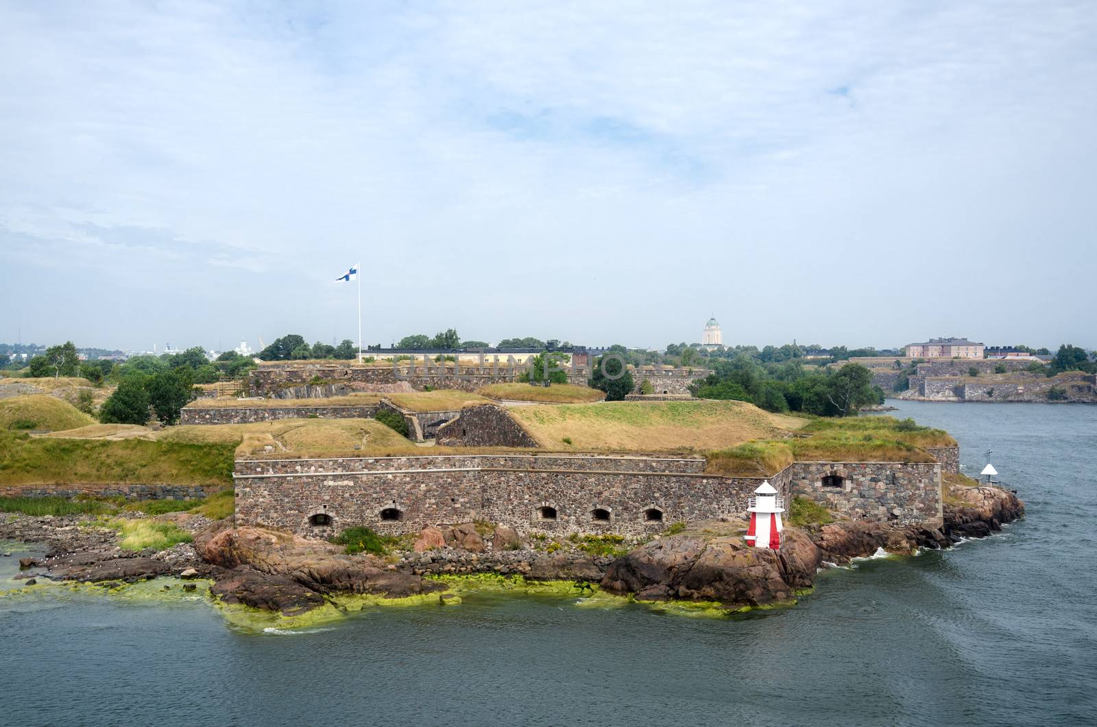 Fortress of Suomenlinna by maisicon