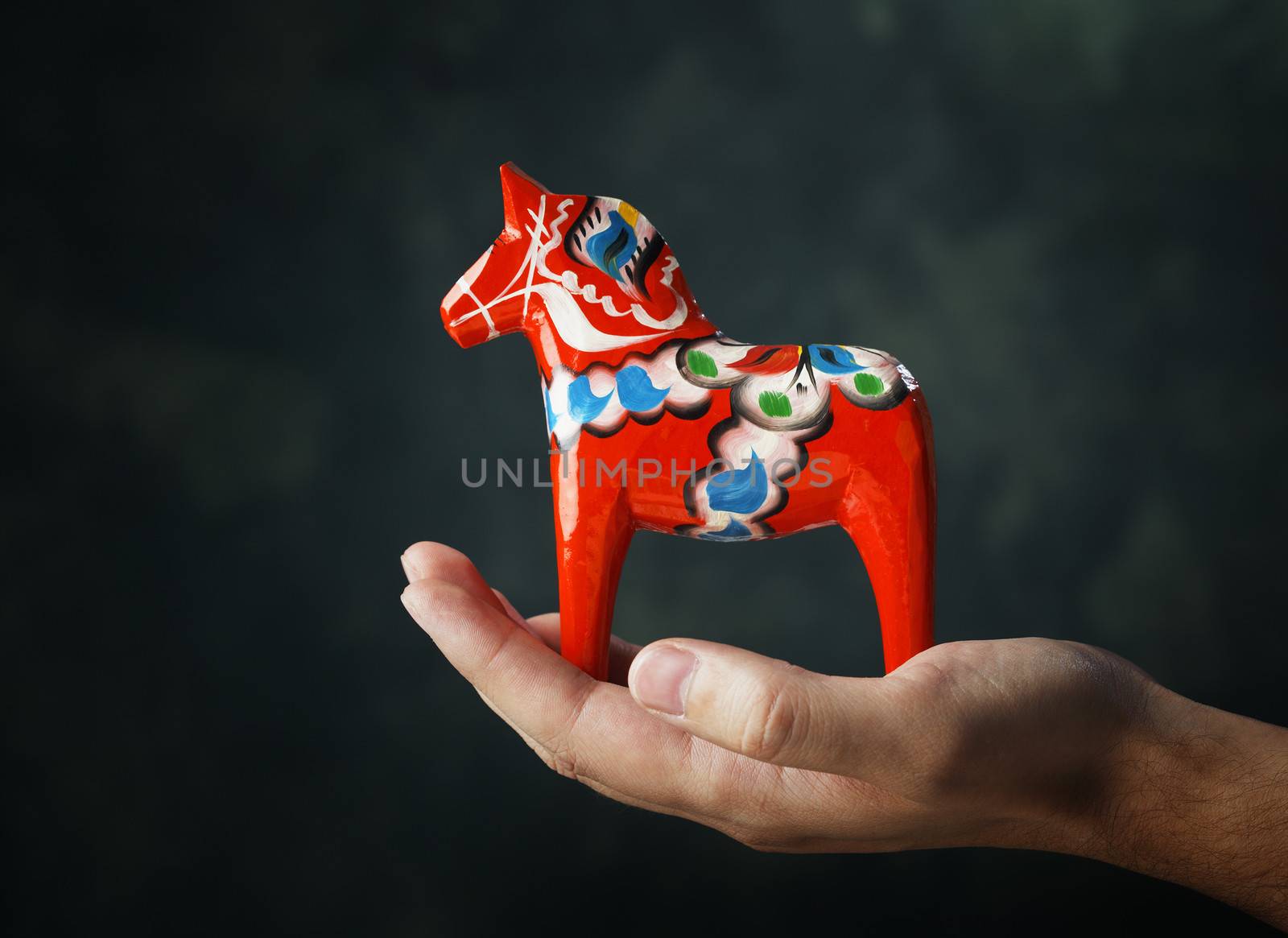 A Hand-made traditional wooden Dalecarlian Horse ("Dalahast&quo t;) is a symbol of Swedish Dalarna and Sweden in general. 