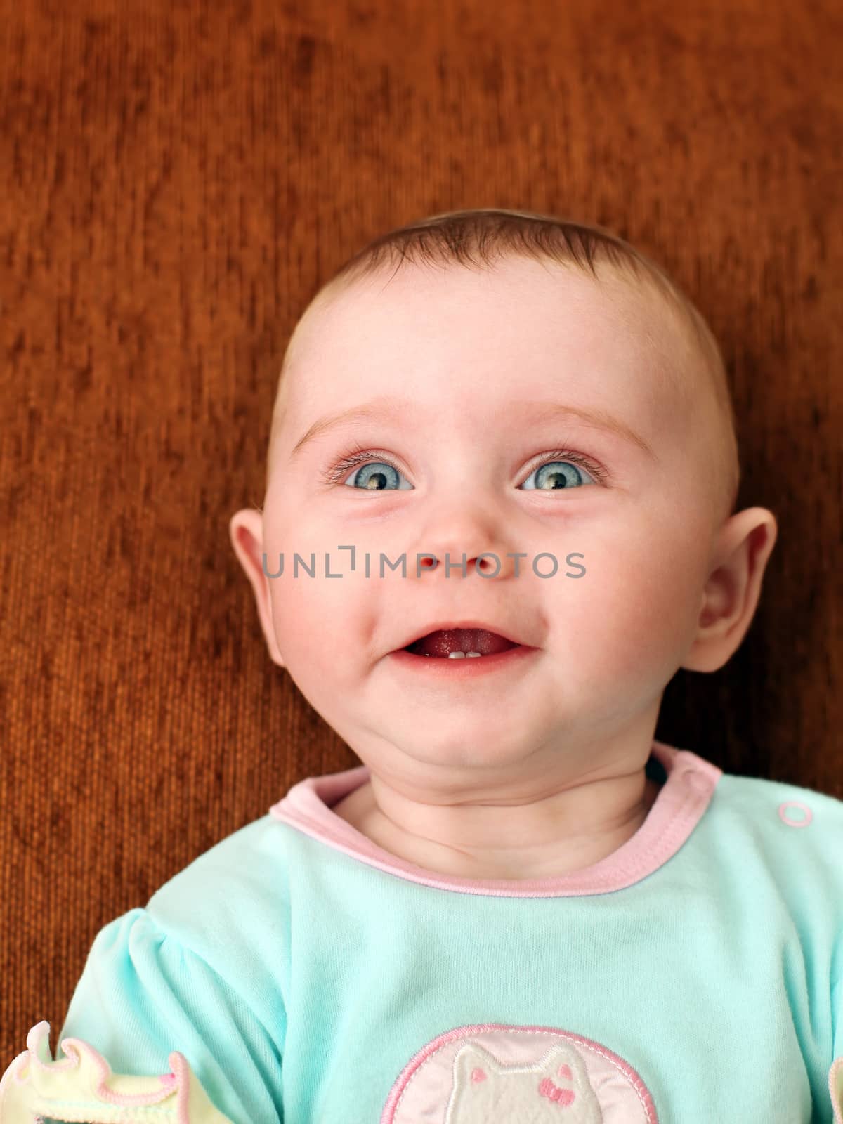 Happy Baby Portrait by sabphoto