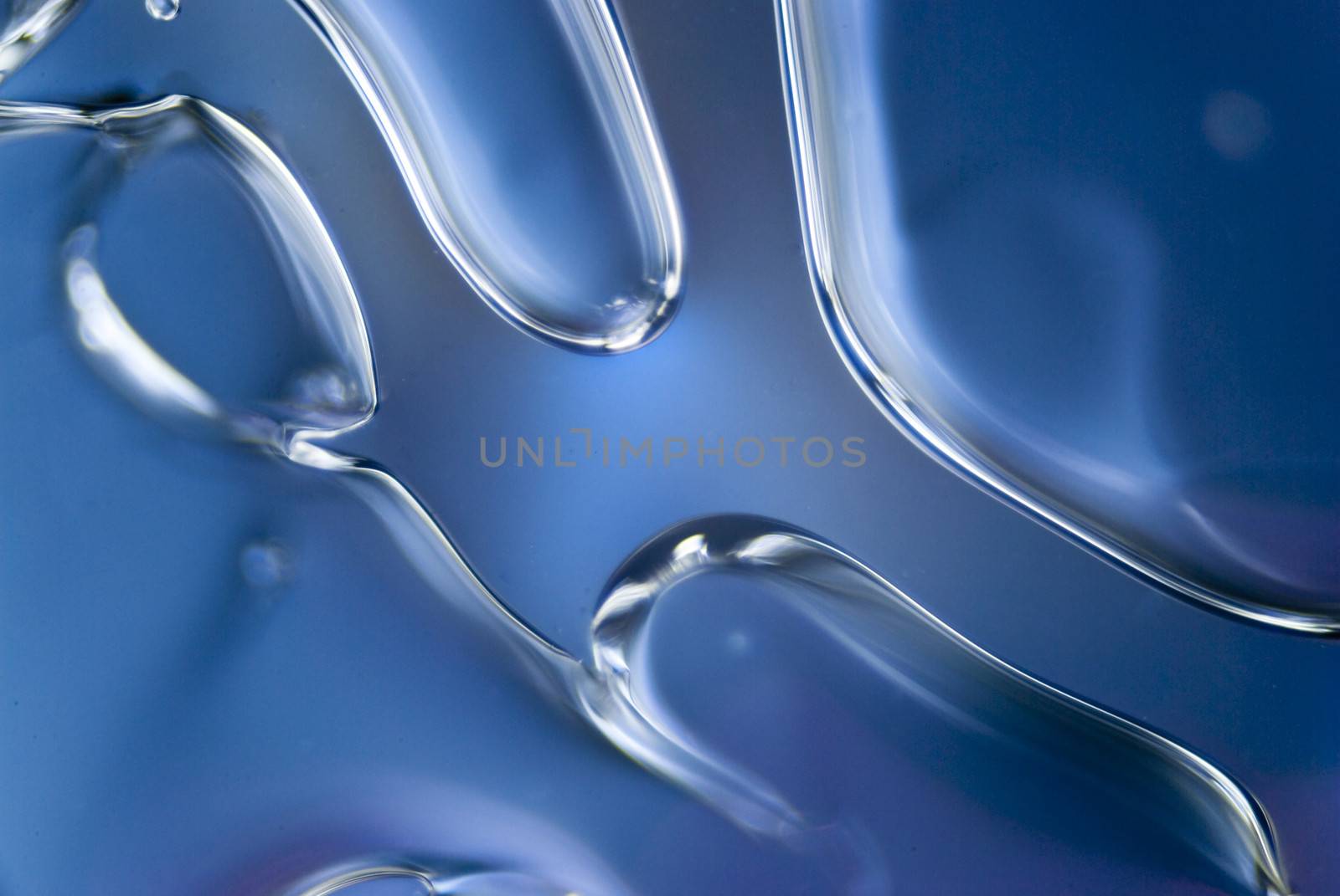 Structure of Glue under a Microscope