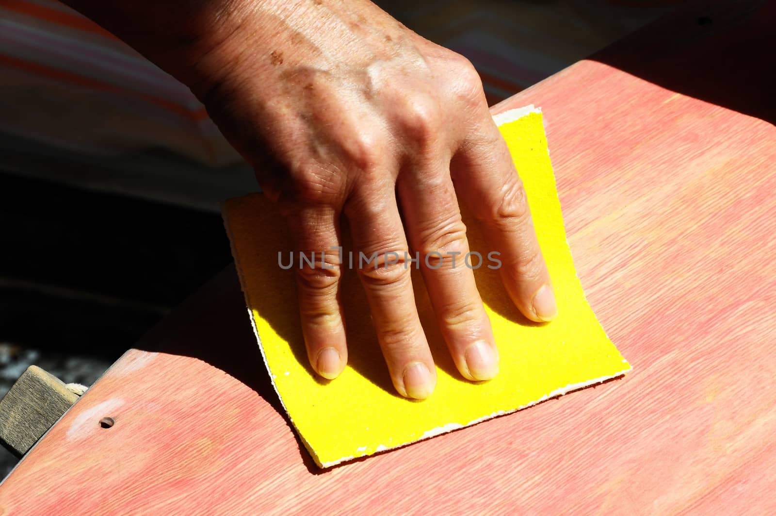 Restore an Old Skateboard with a Yellow Sandpaper