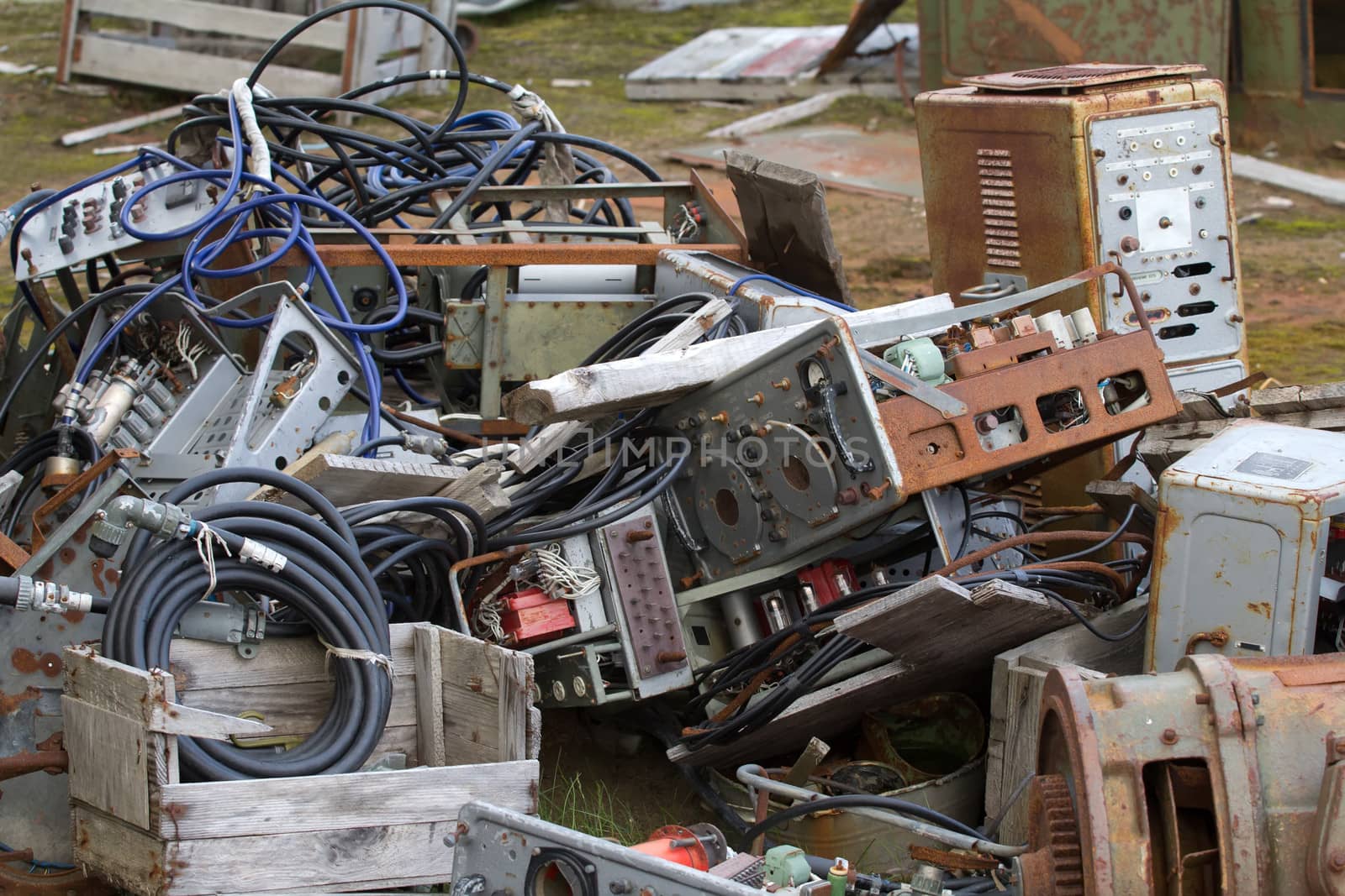 dump in the north, mountains of not taken out garbage