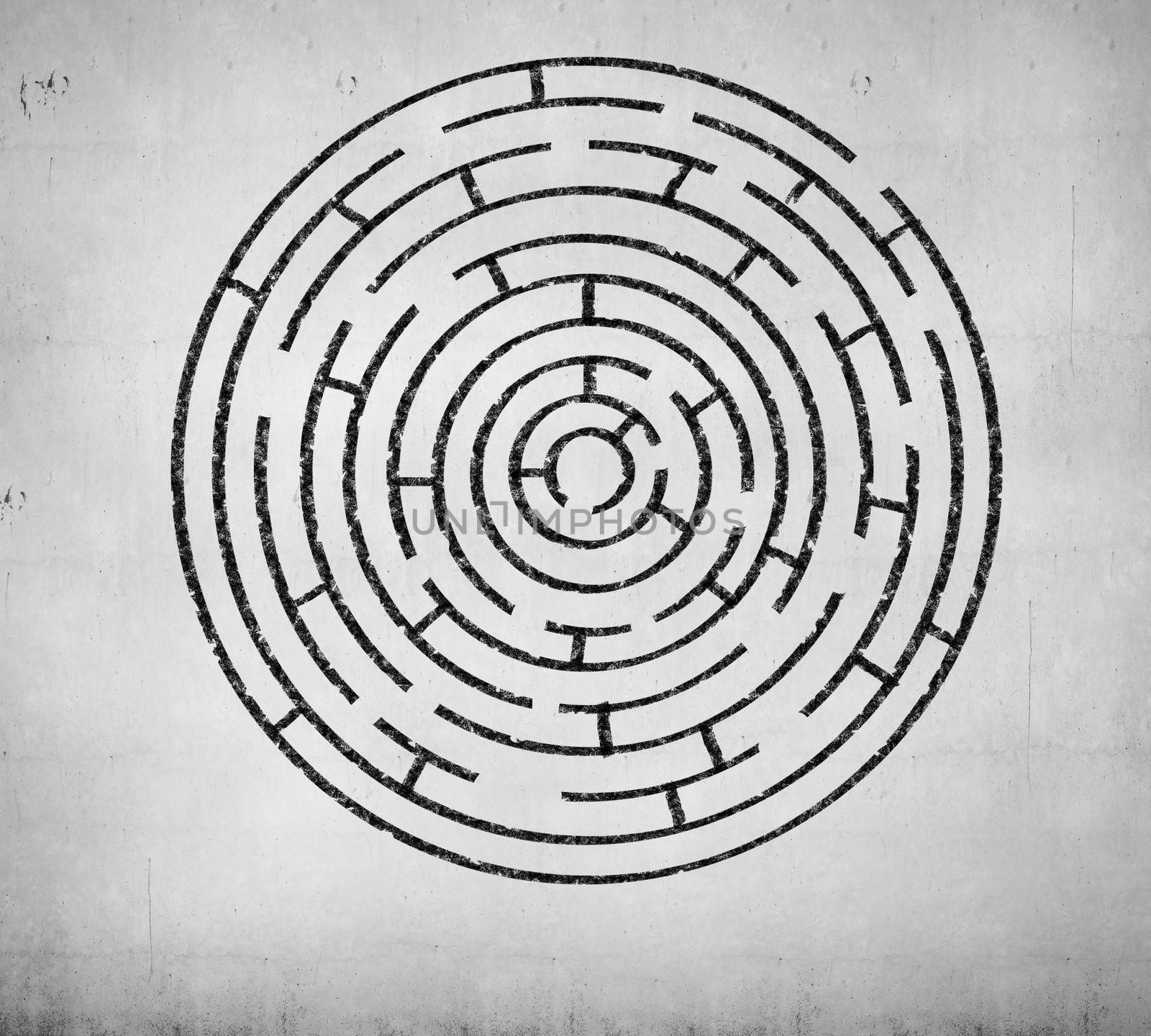 Round maze by sergey_nivens