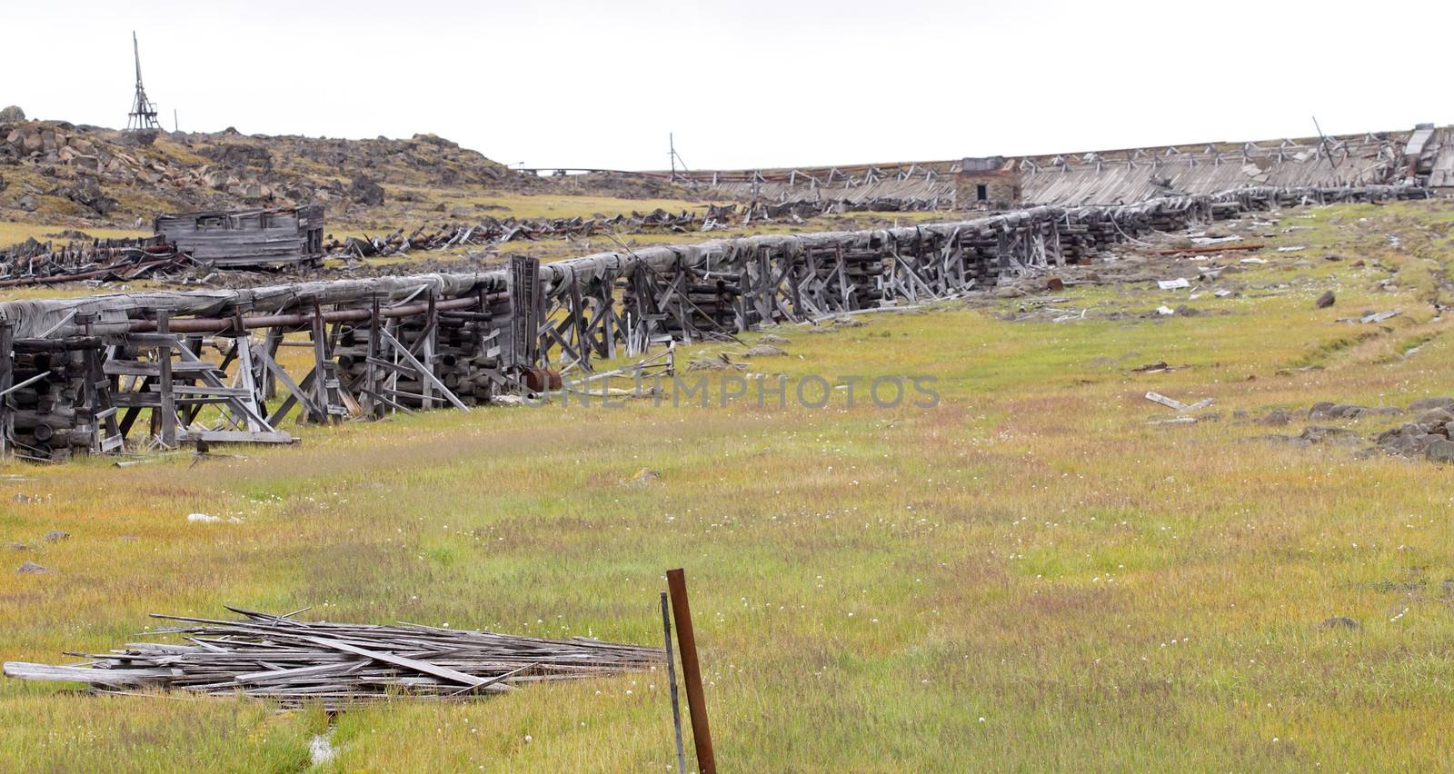 the pipeline among North permafrost on props