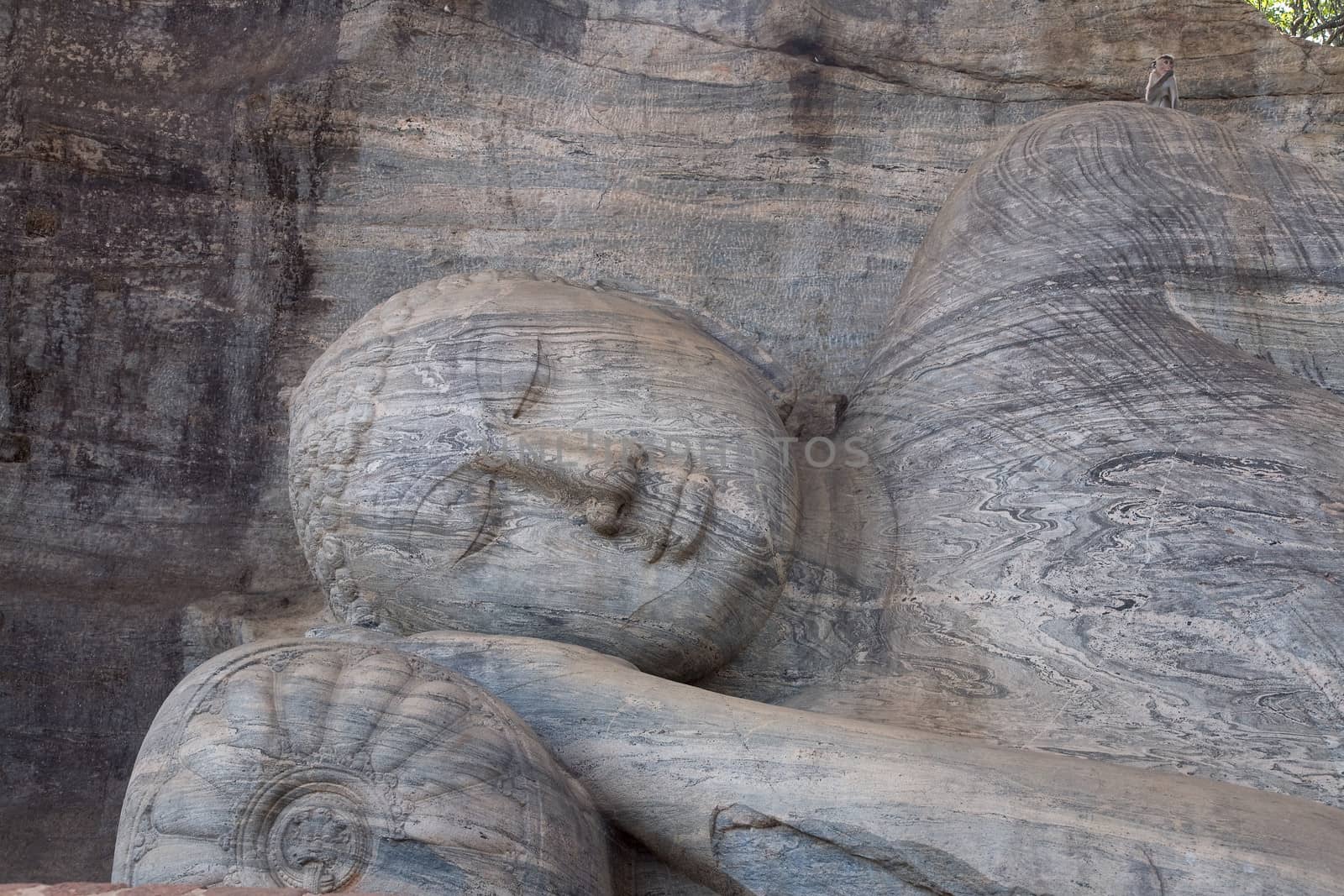 Ancient lying Buddha image, Gal Vihara, Polonnaruwa, Sri Lanka 
