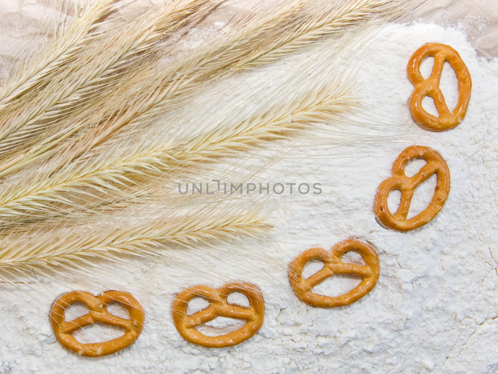 Wheat and cracknel  by foryouinf