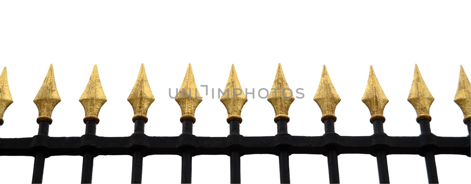 Isolation Of Gold Fence With Clipping Path