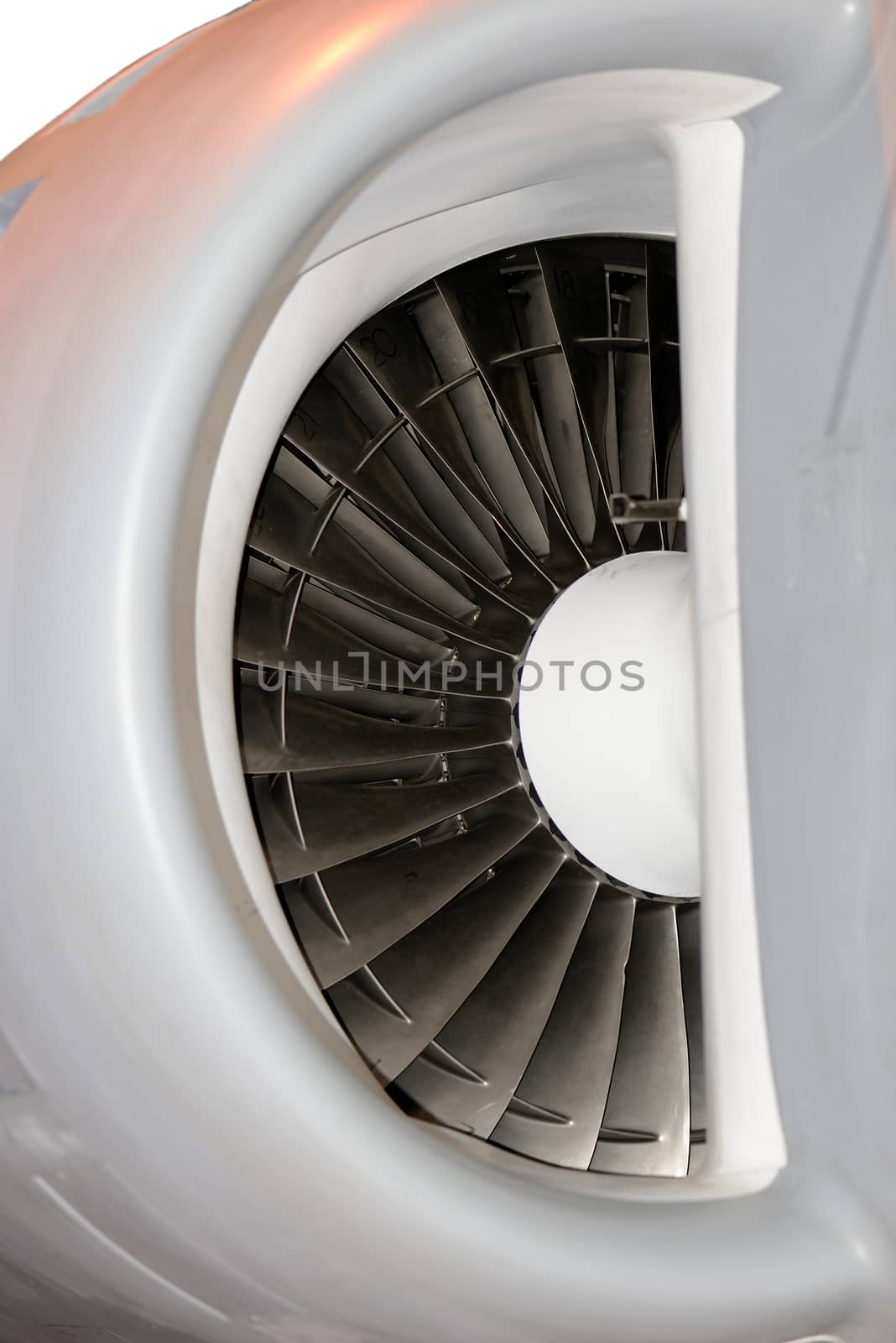 jet engine by hyrons