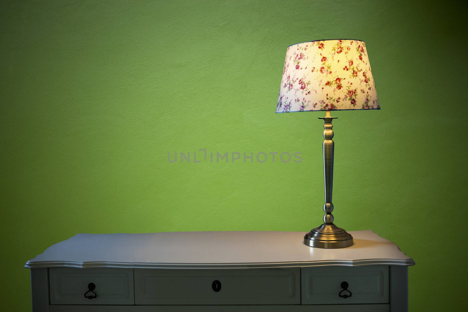 electric lamp and green cemcent wall by khunaspix