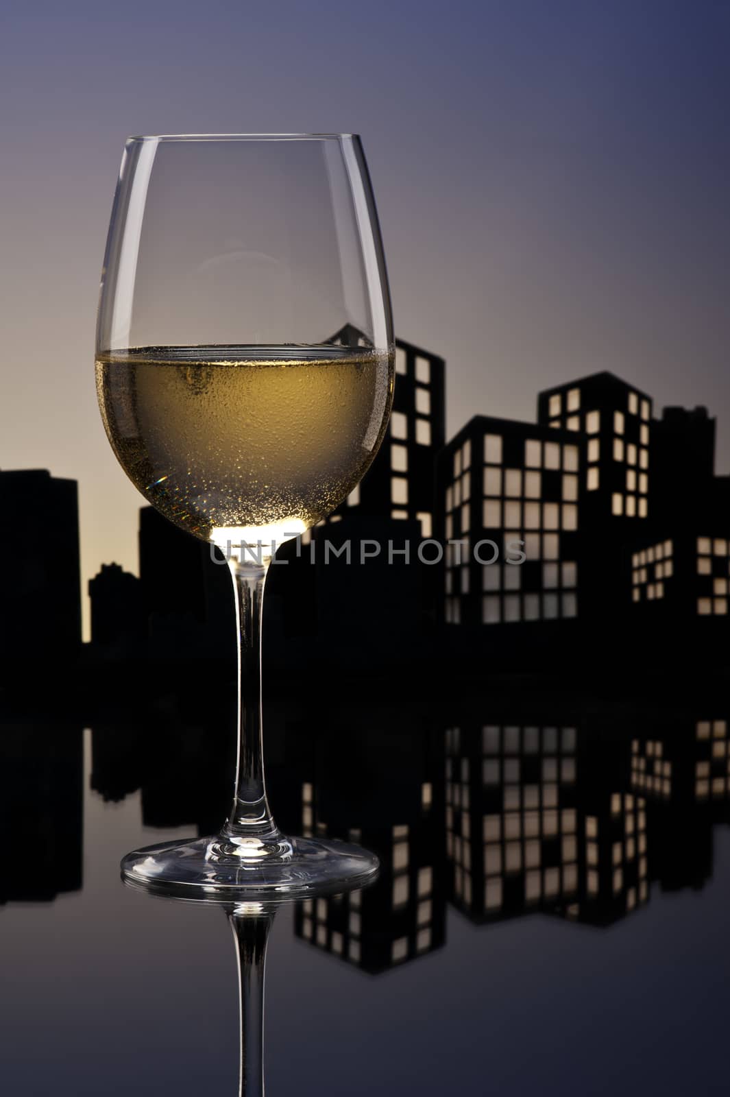 Metropolis White Wine in city skyline setting