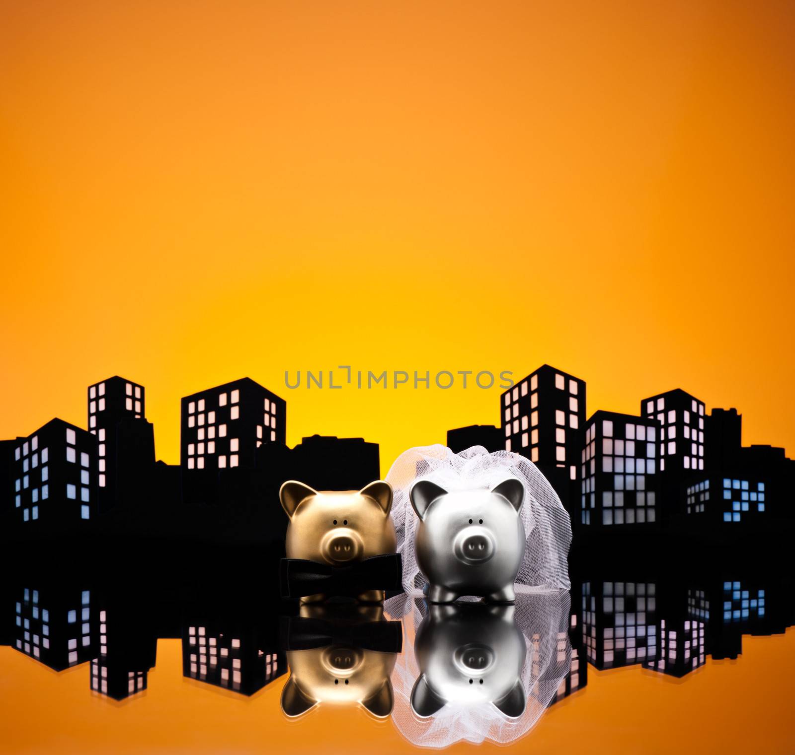 Metropolis City pig wedding the piggy bank with veil and bow tie