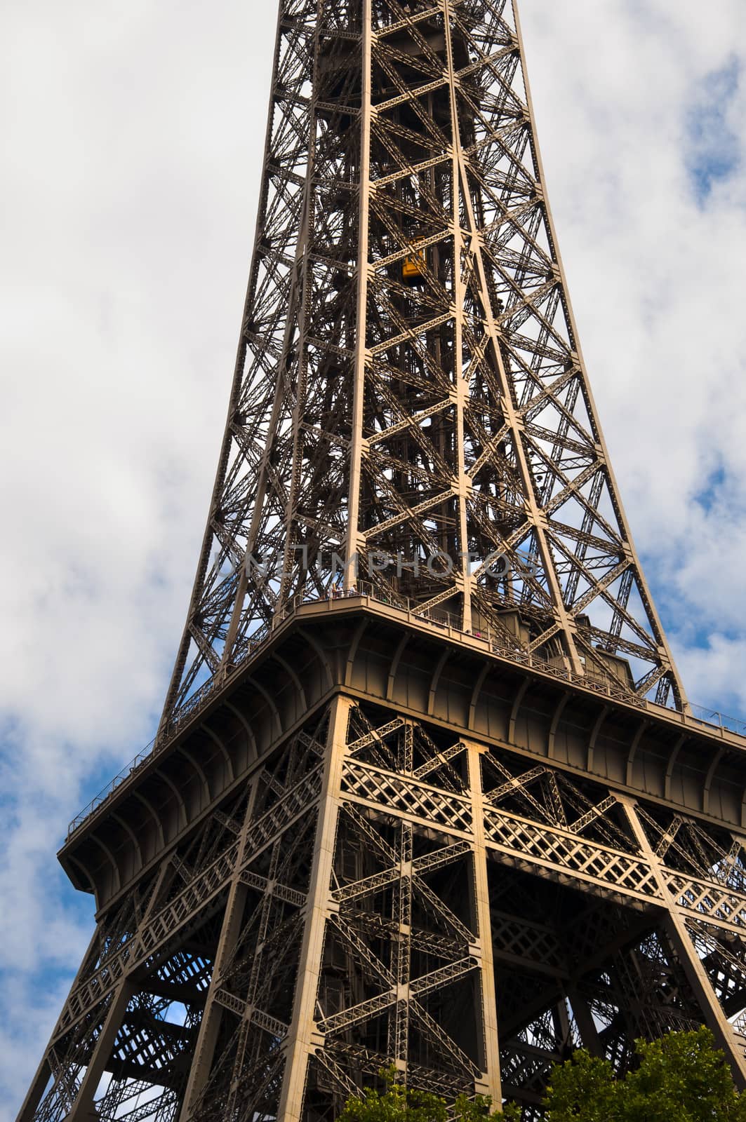 Eiffel tower in Paris by sognolucido