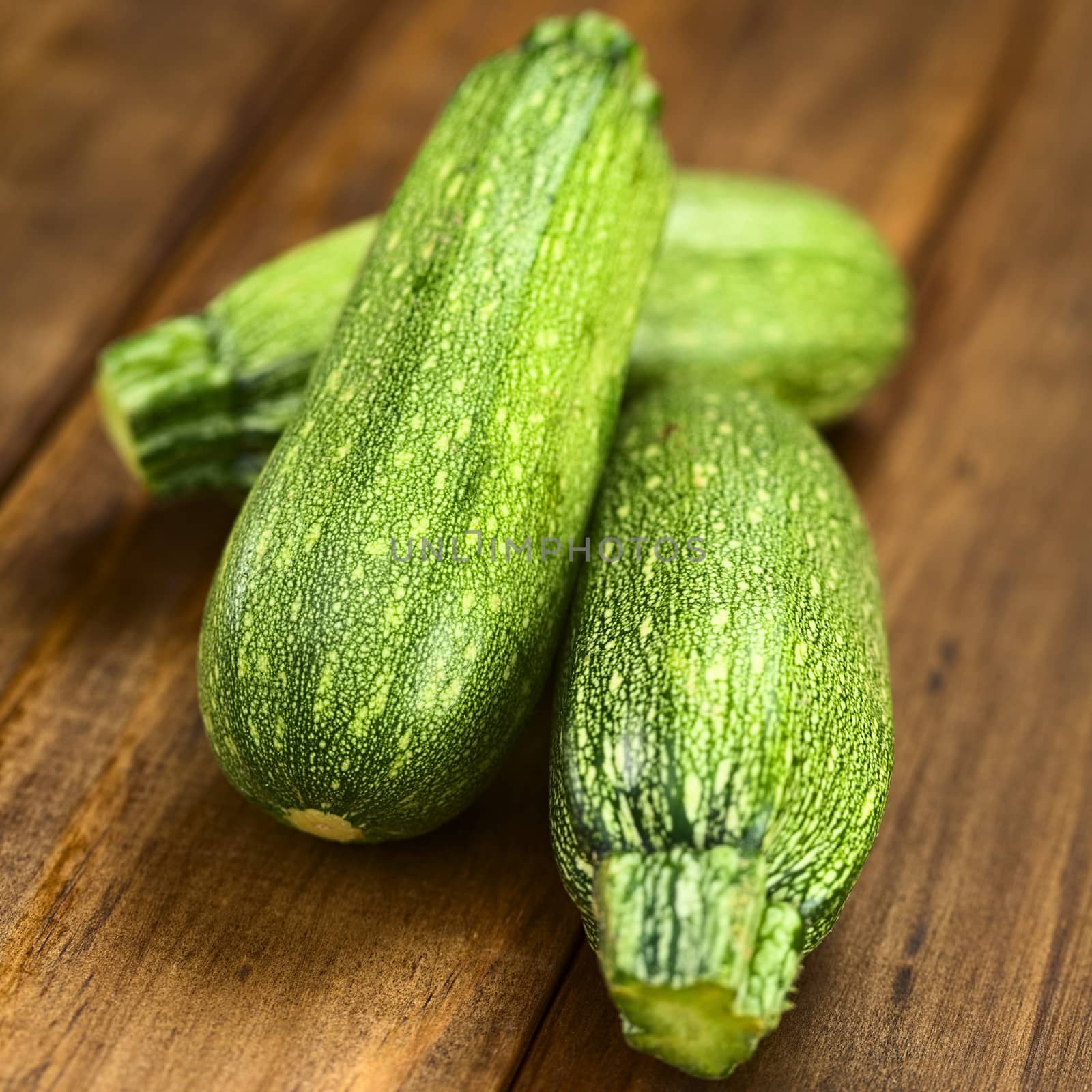 Zucchini  by ildi