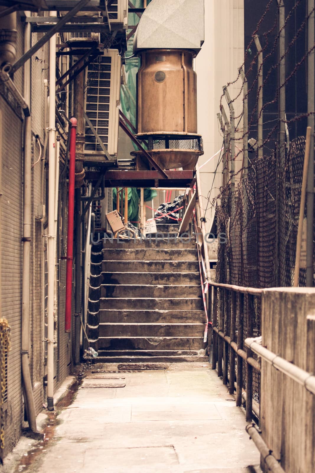 Messy side alley in hong kong by juhku