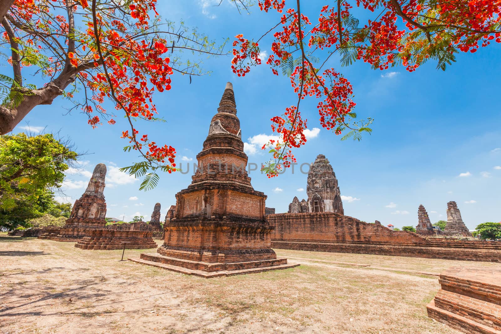 Wat Phra Sri Rattana Mahathat Historical park in lopburi Thailand