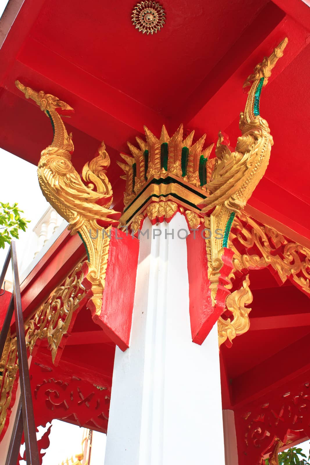 Statue of birds on pillar in Temple of The Wat Rhai Pa, Trat, Thailand