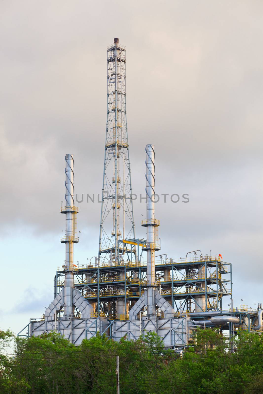 refinery factory plant in heavy industry estate  by khunaspix