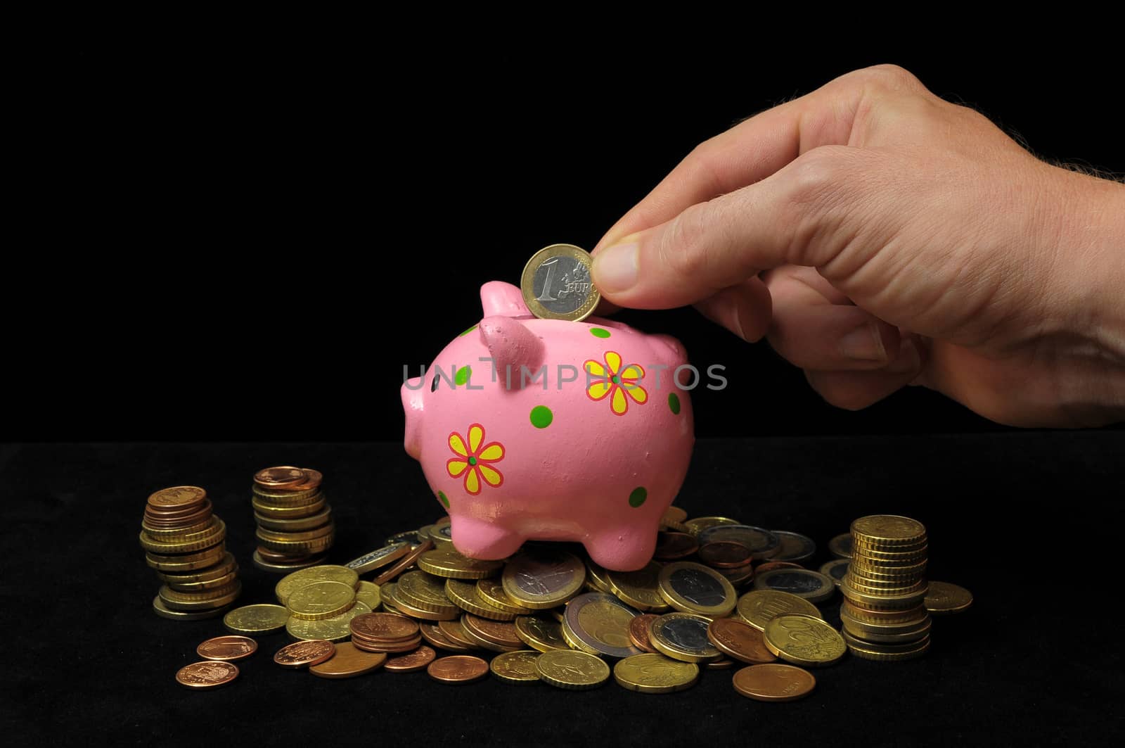 Save Money with One Pink Pig Piggy Bank