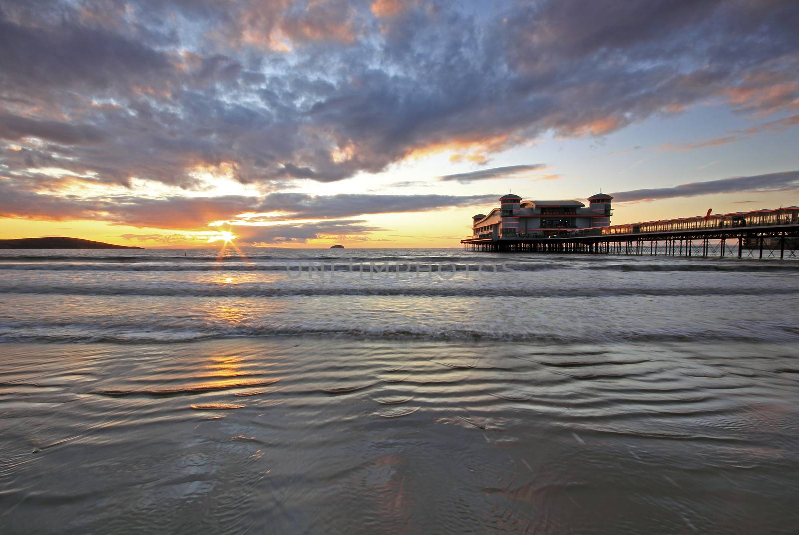 Weston Super Mare, Somerset, famous pier by olliemt