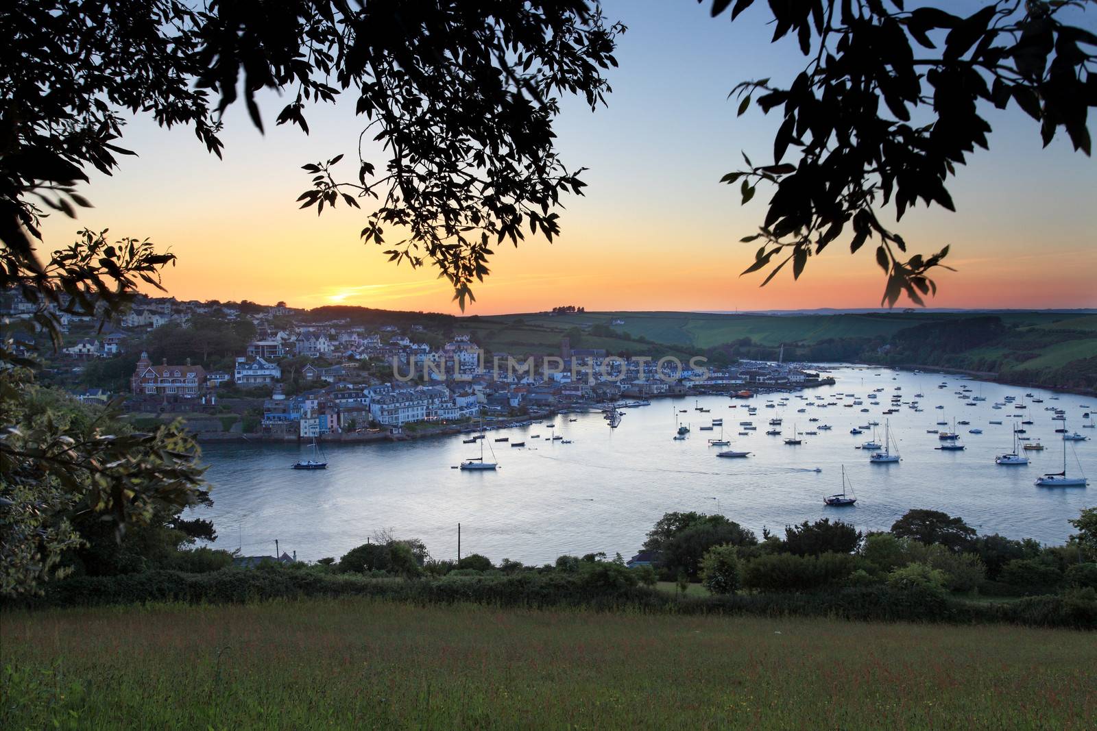 Salcombe Estuary Sunset by olliemt