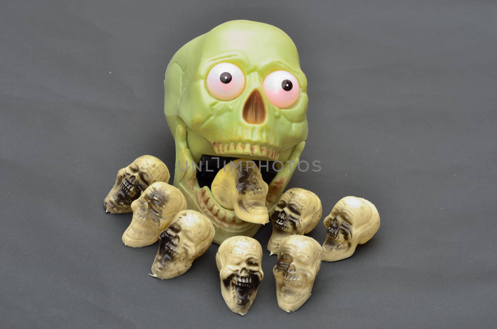 Skull eating skulls
