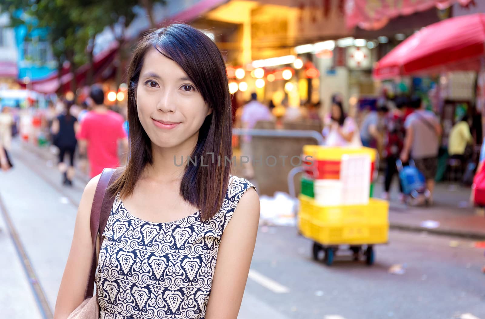 Hong Kong woman in wet market by leungchopan