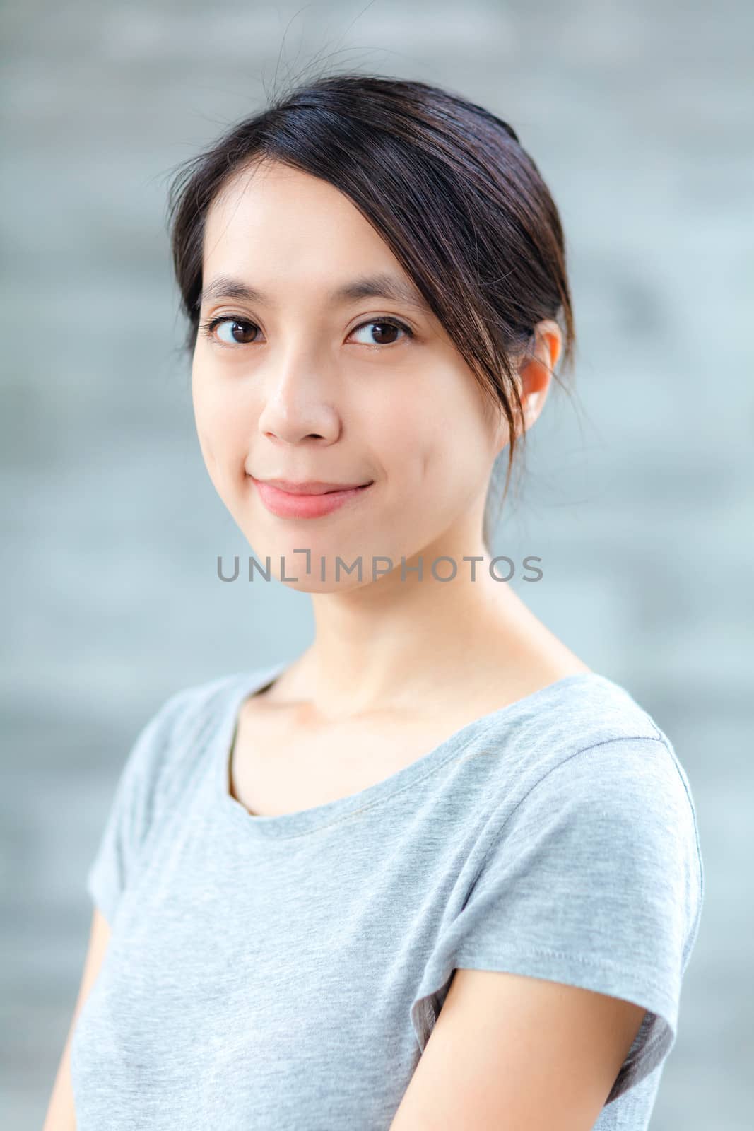 Asian woman by leungchopan