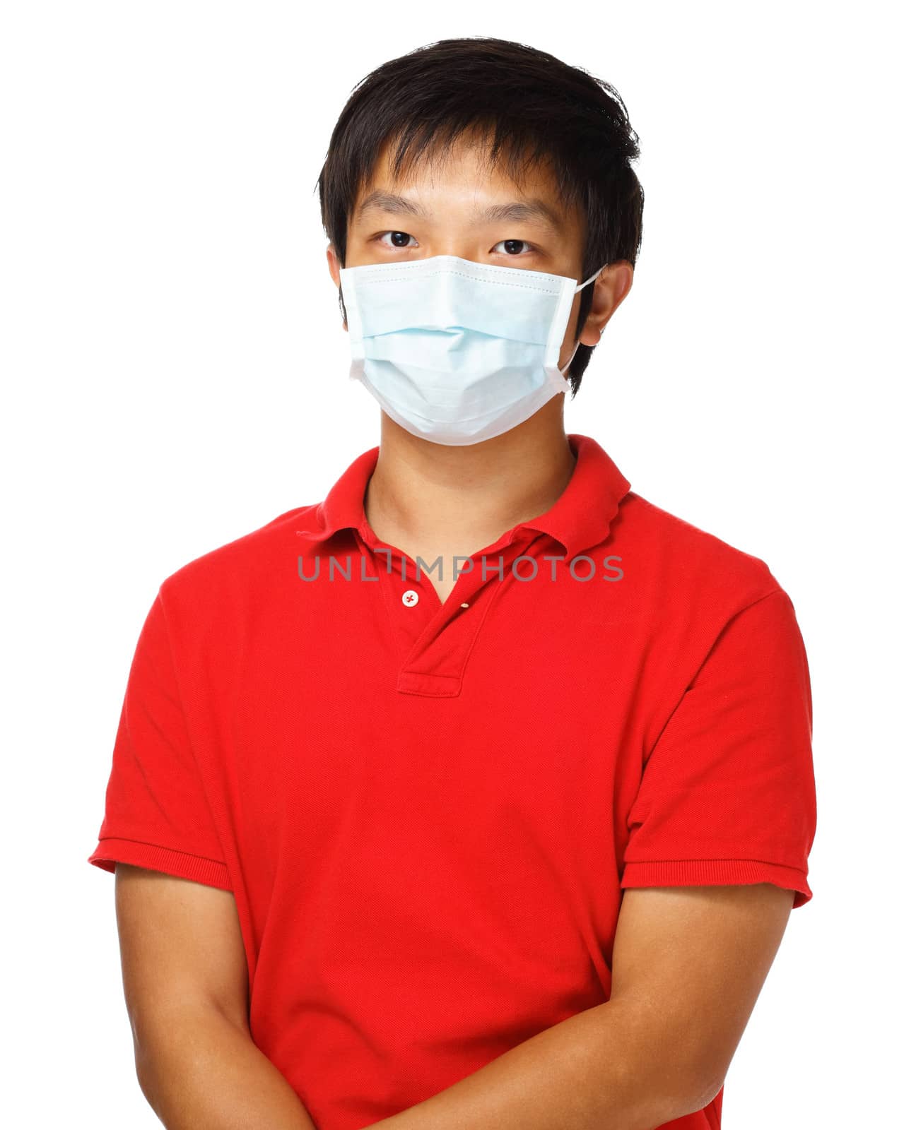 Man wears mask by leungchopan