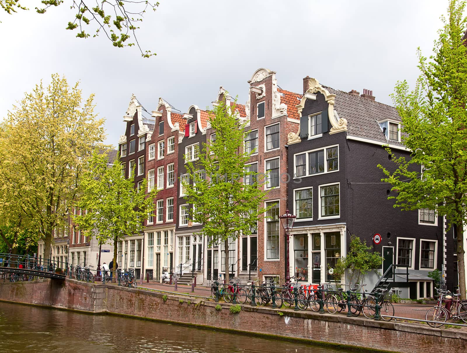 Dutch houses by swisshippo