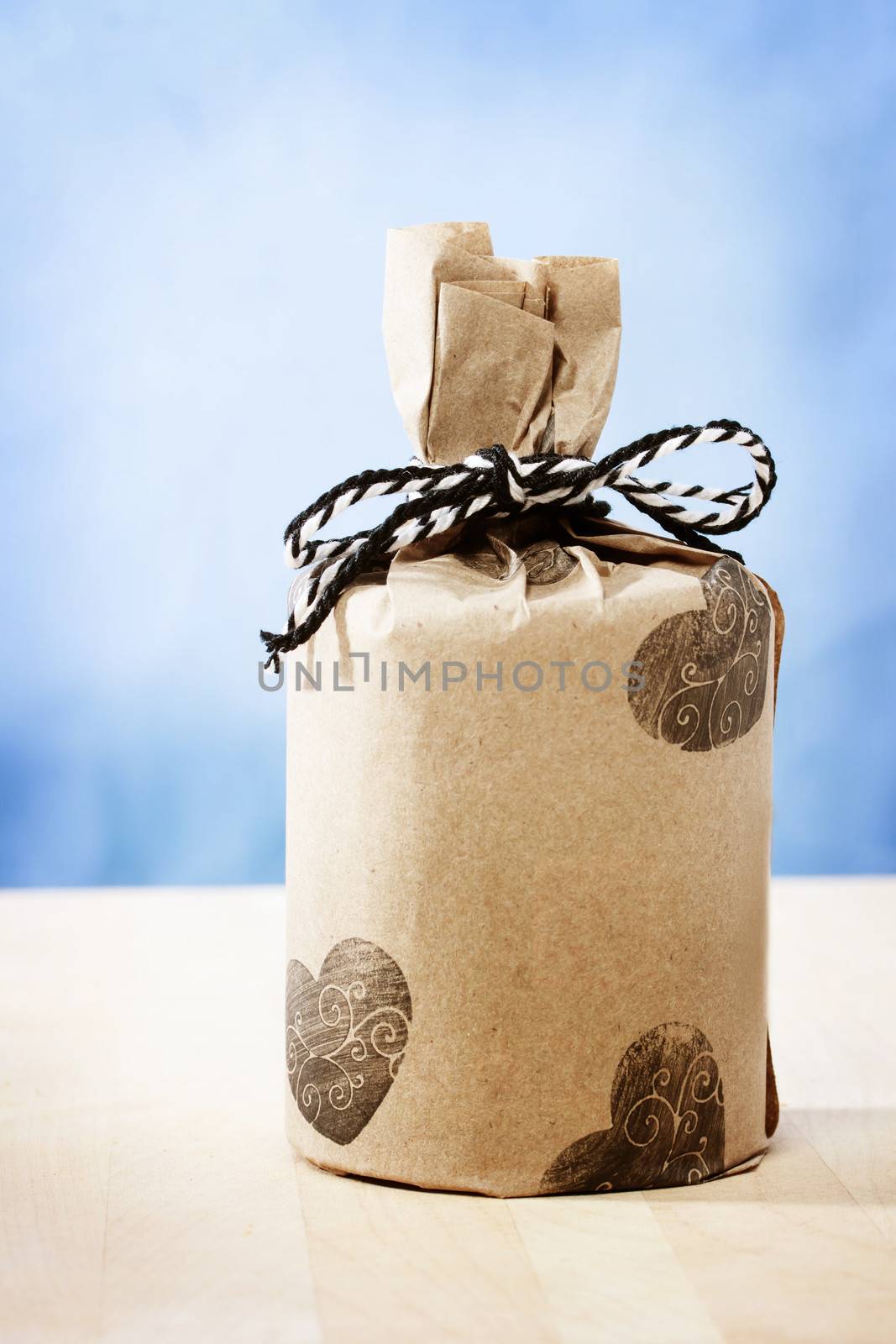 Presents wraped in a rustic earthy style by melpomene