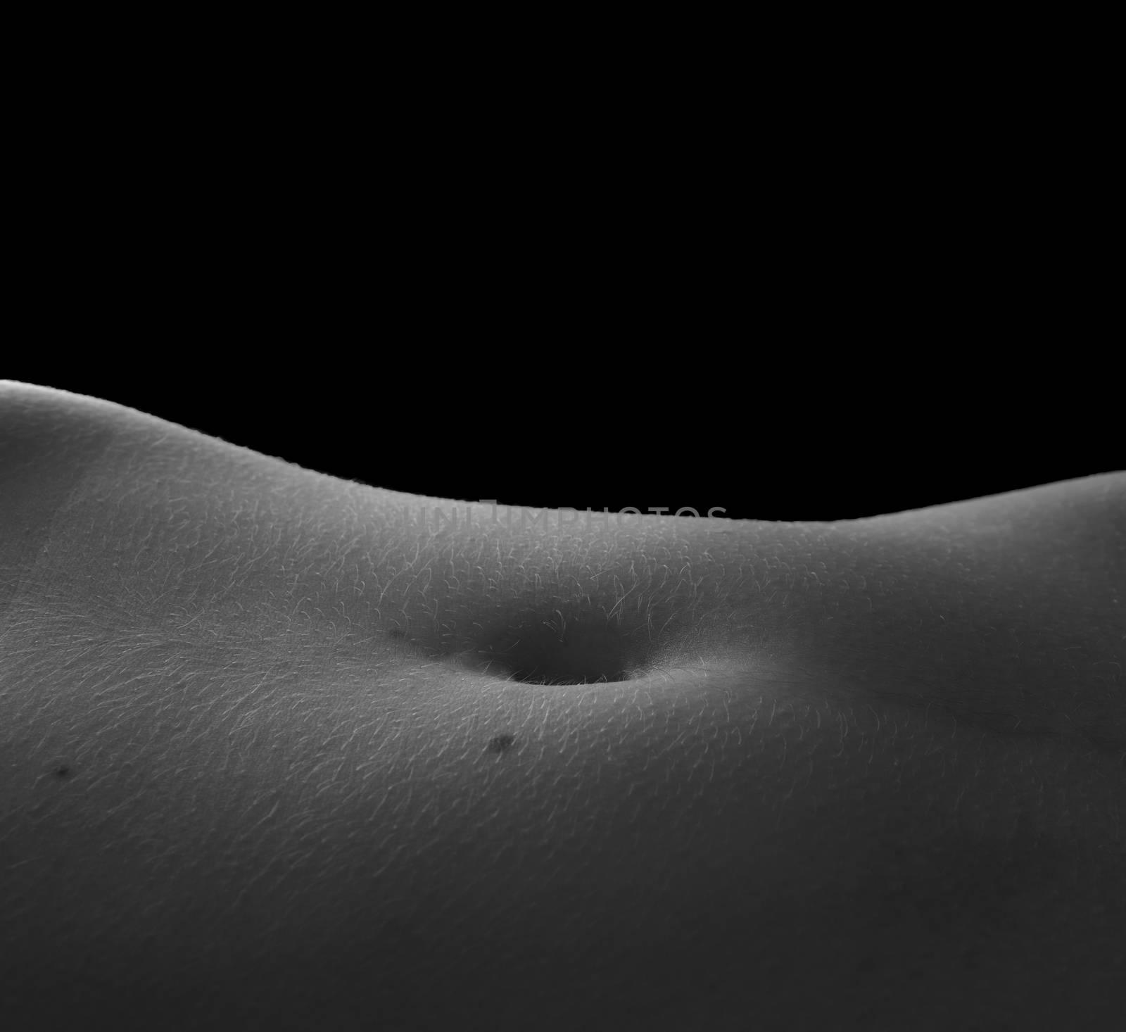 Human female navel by rodrigobellizzi