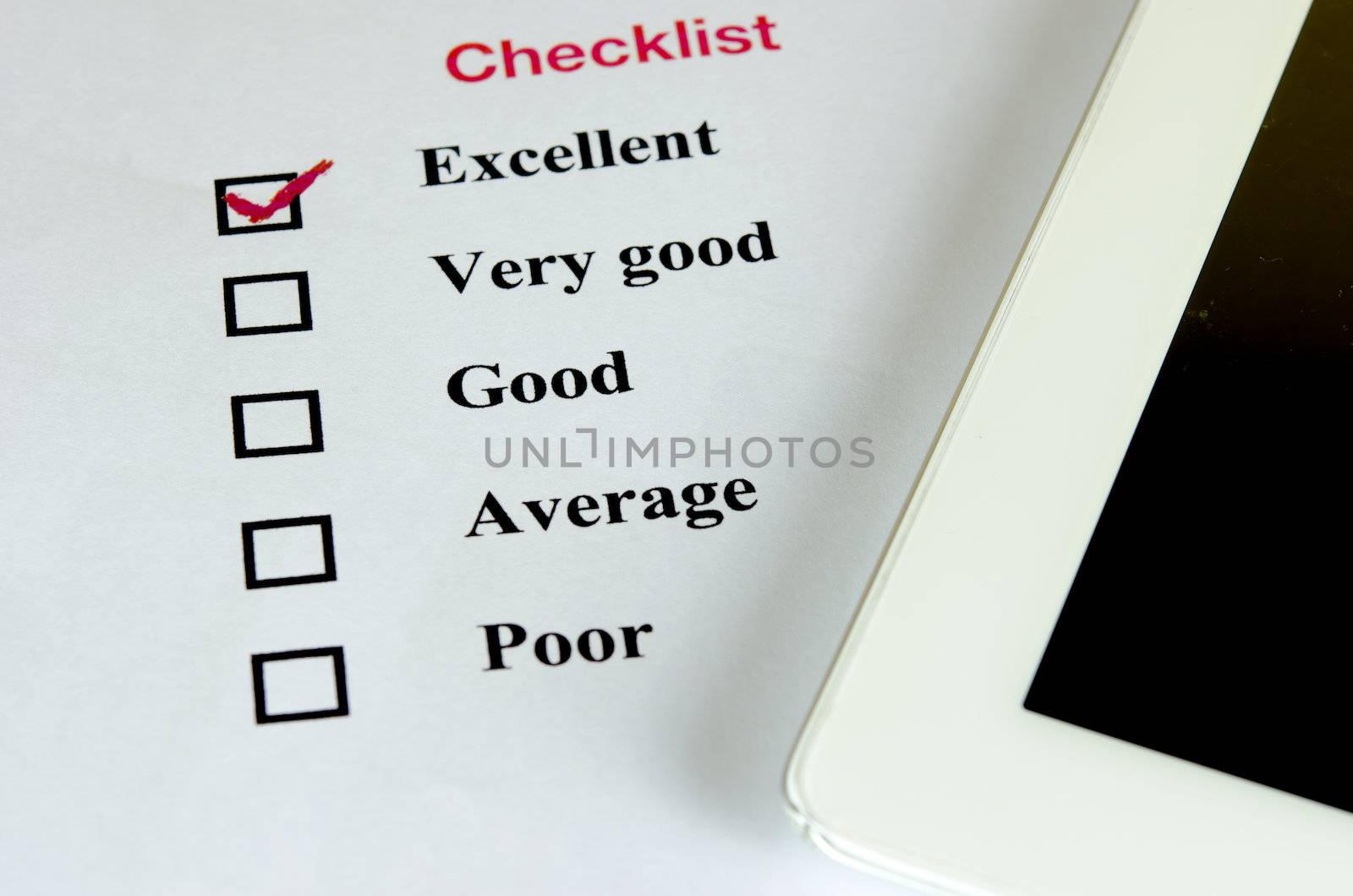 checklist and smartphone by aoo3771