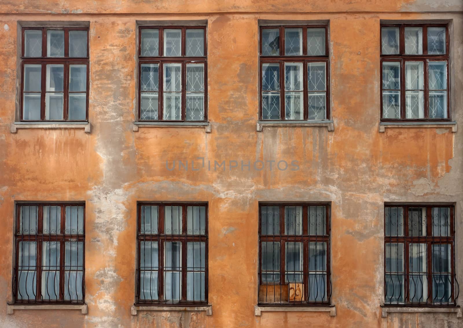 Old wall with windows by palinchak