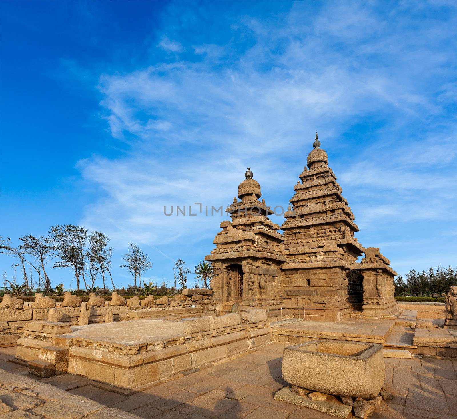 Shore temple - World  heritage site in  Mahabalipuram, Tamil Nad by dimol