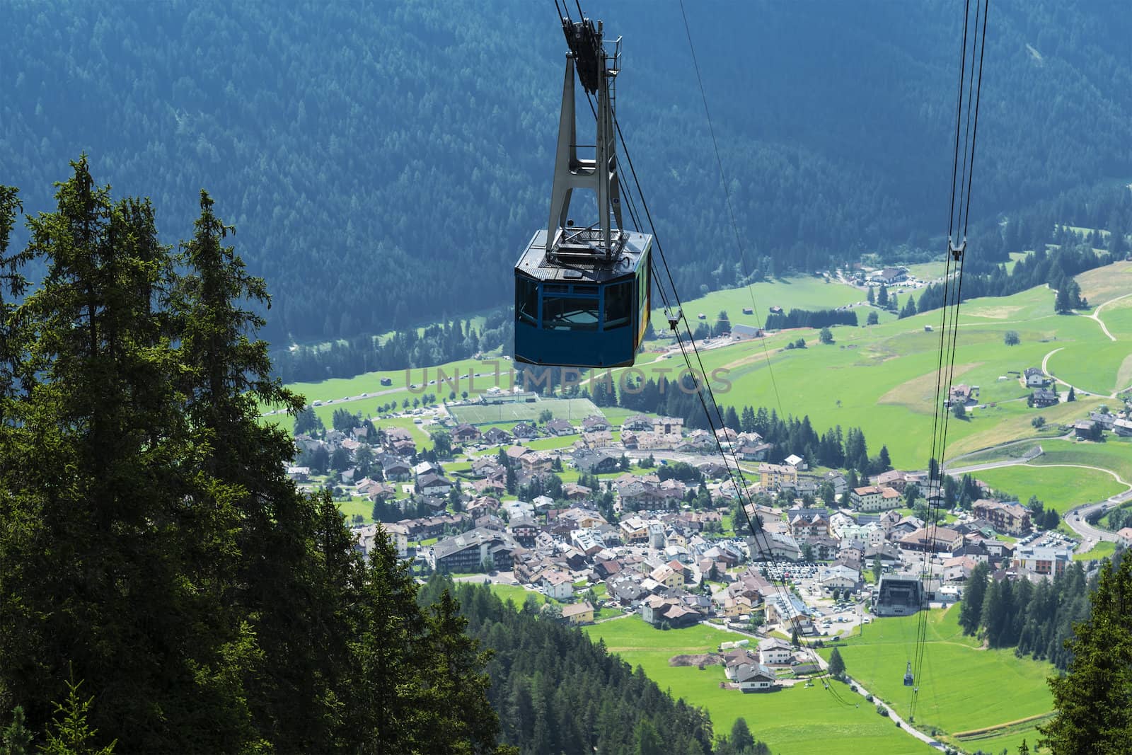 Cableway and panoramic views of Vigo di Fassa from Ciampedié, Dolomiti