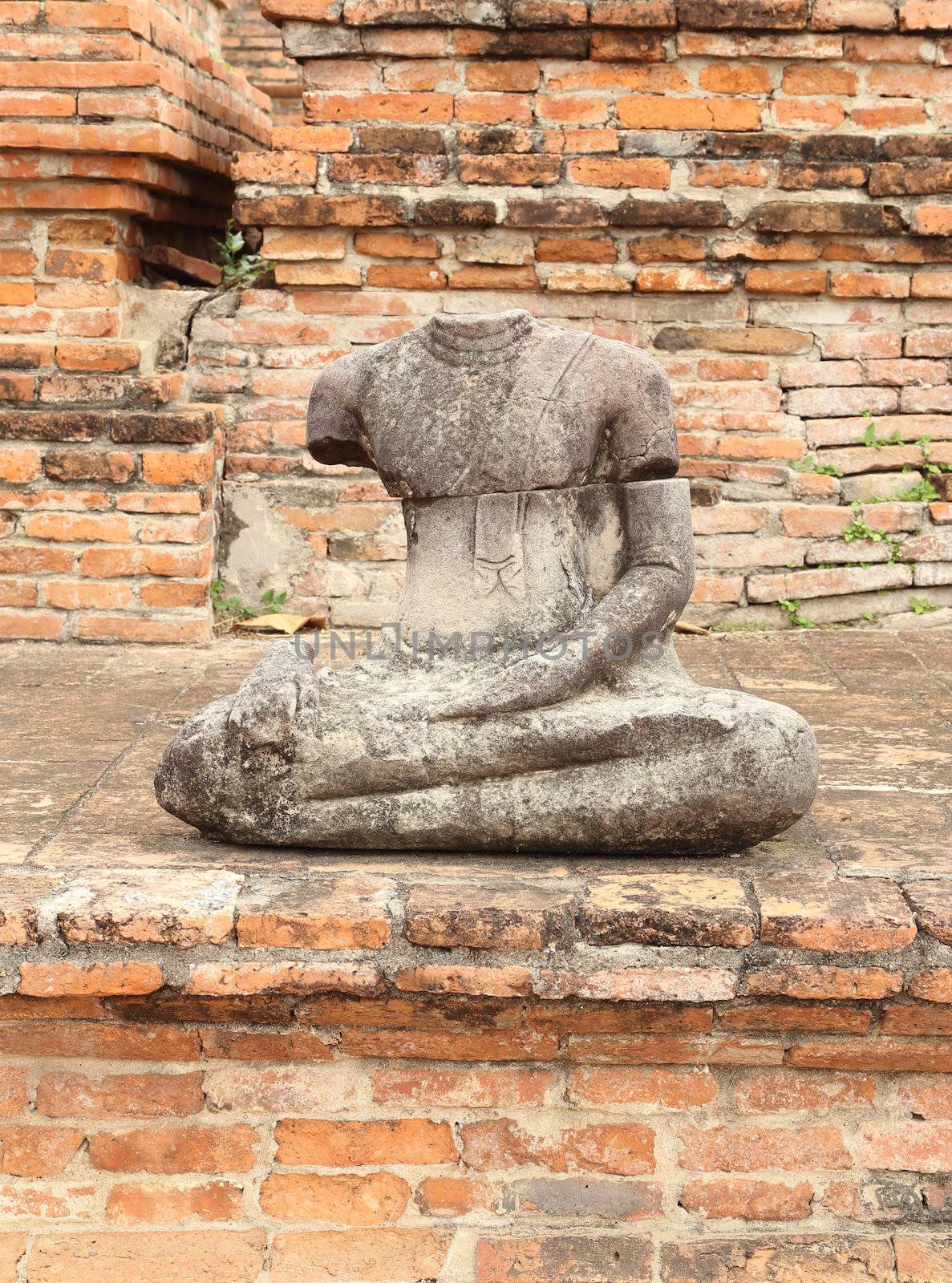 damage buddha statue in wat mahathat temple, Ayutthaya. Thailand