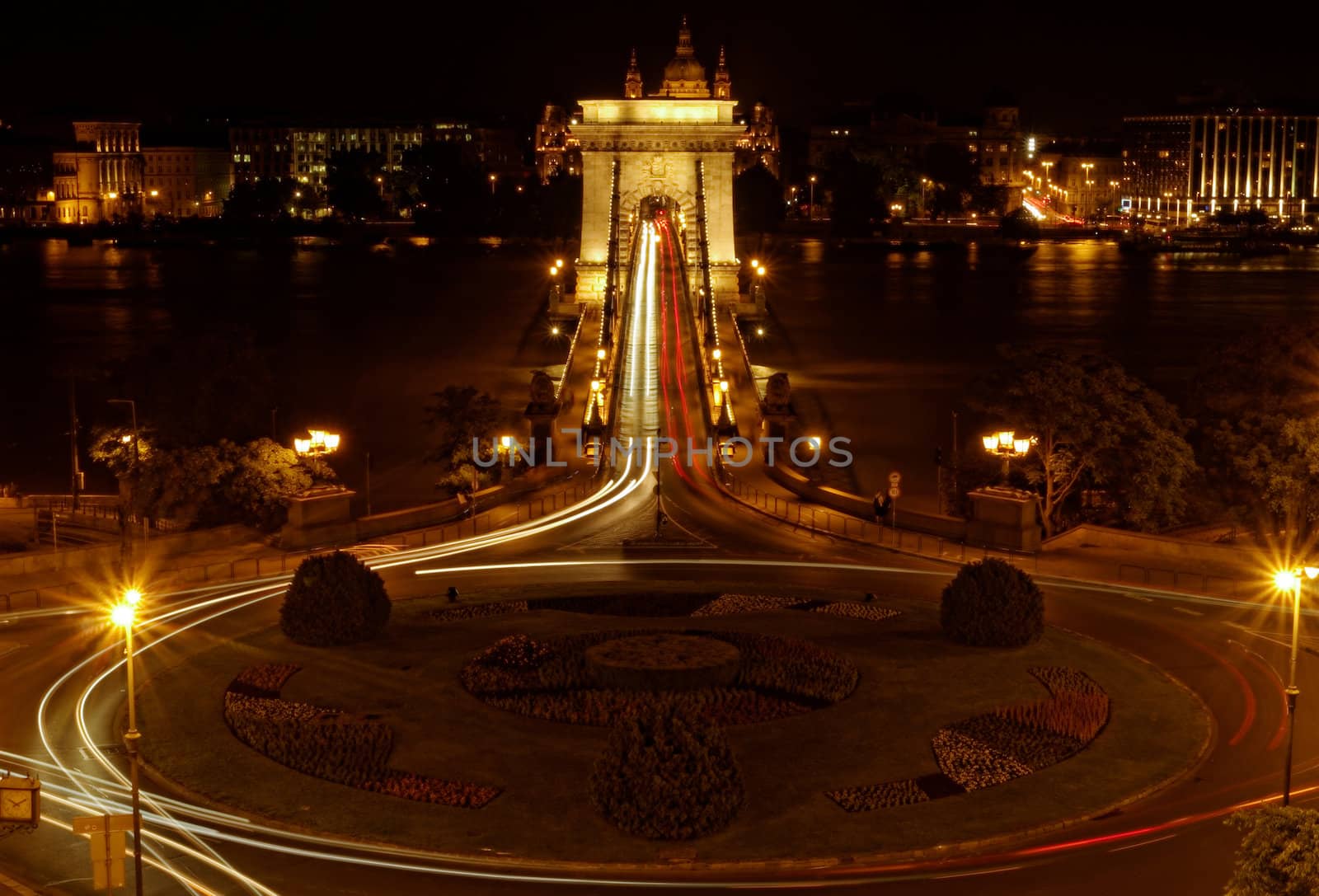 Night image with traffic of the hungarian chain Bridge extremly high donau