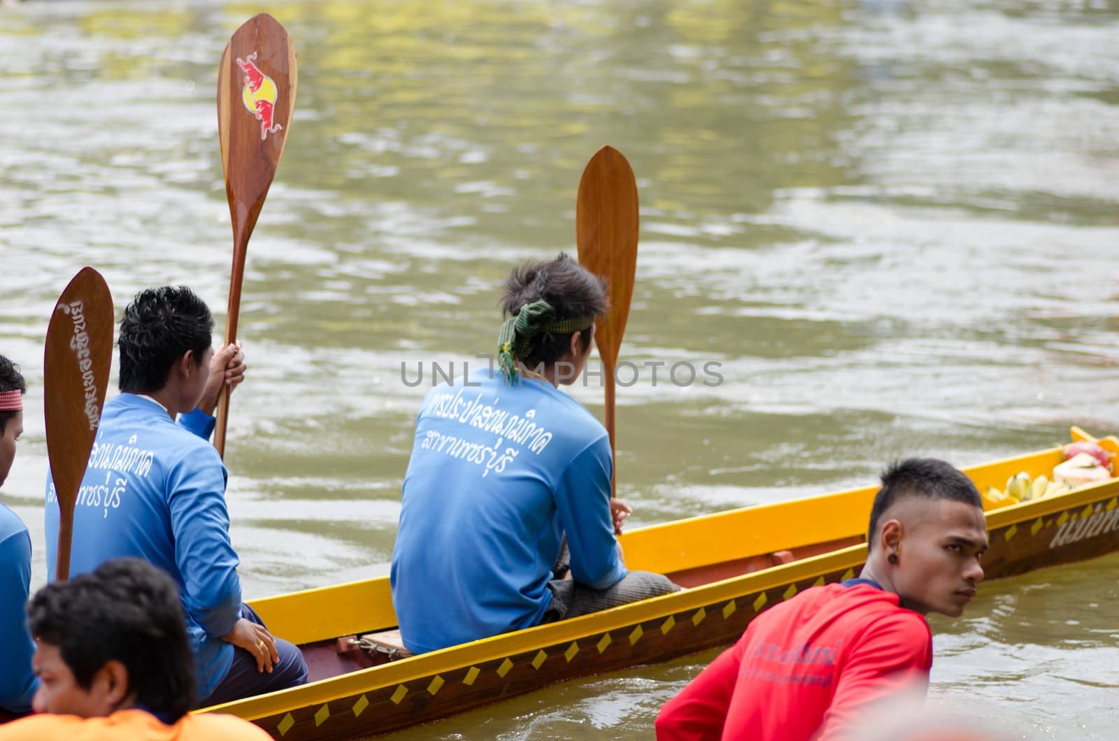 Petchaburi, THAILAND - October 7 : Participants in the Petchaburi Long Boat Competition 2012 on October 7, 2012 in The Petchaburi river ,Petchaburi Province, Thailand. 