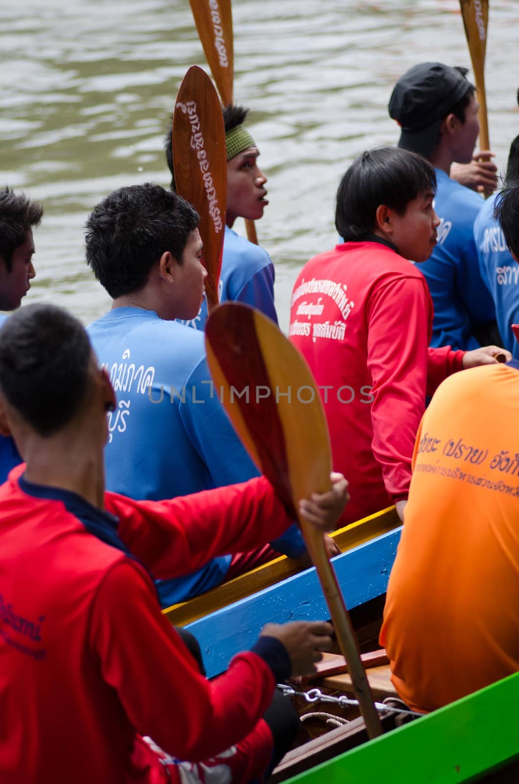 Petchaburi, THAILAND - October 7 : Participants in the Petchaburi Long Boat Competition 2012 on October 7, 2012 in The Petchaburi river ,Petchaburi Province, Thailand. 