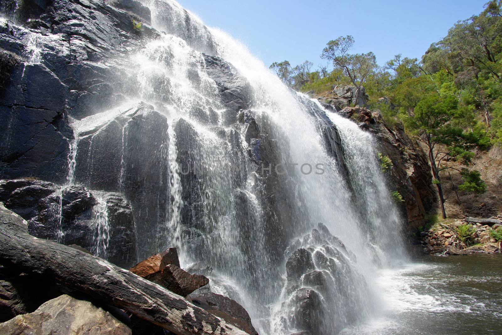 McKenzie Falls, Grampians National Park, Australia by alfotokunst