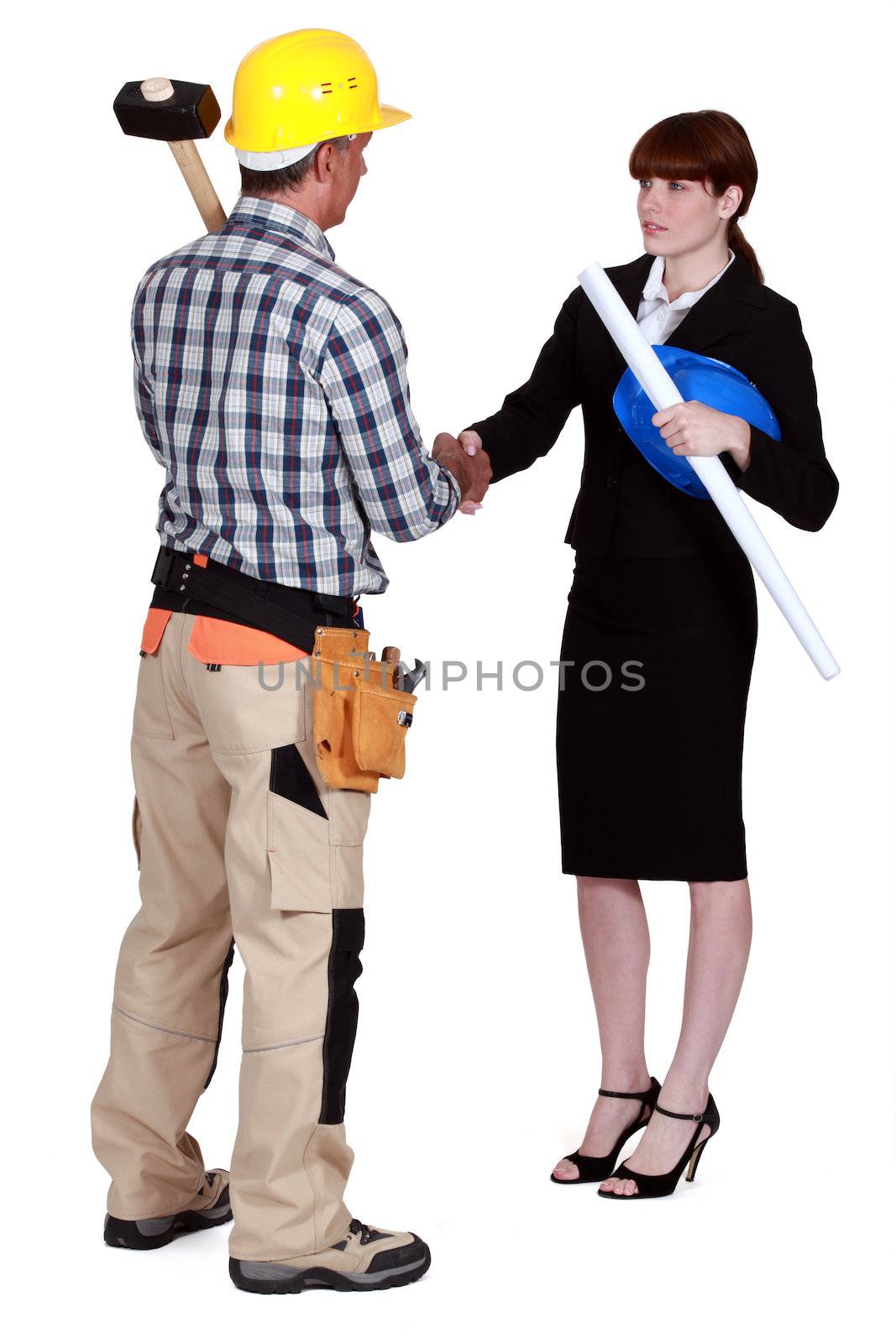 Construction foreman meeting an engineer