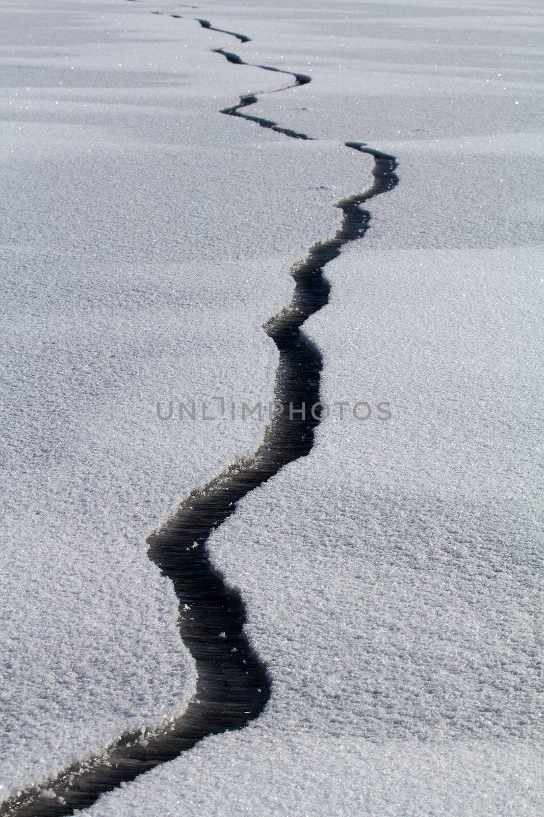 spring crack in ice by max51288