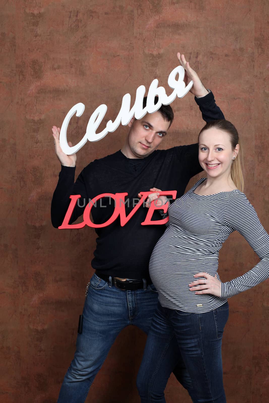 Young couple family pregnant