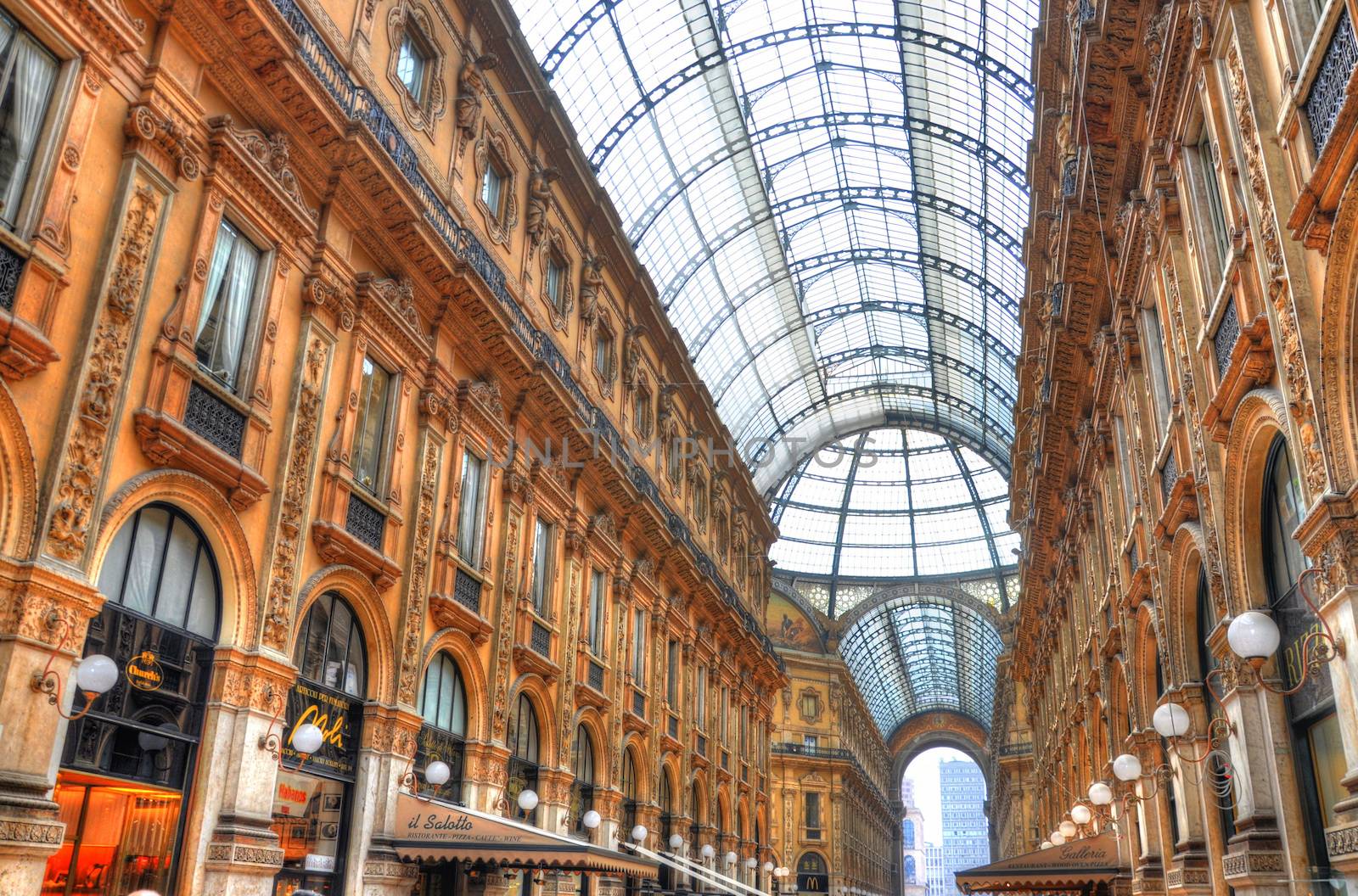 Vittorio Emanuele gallery, Venice, Italy (HDR) by Eagle2308